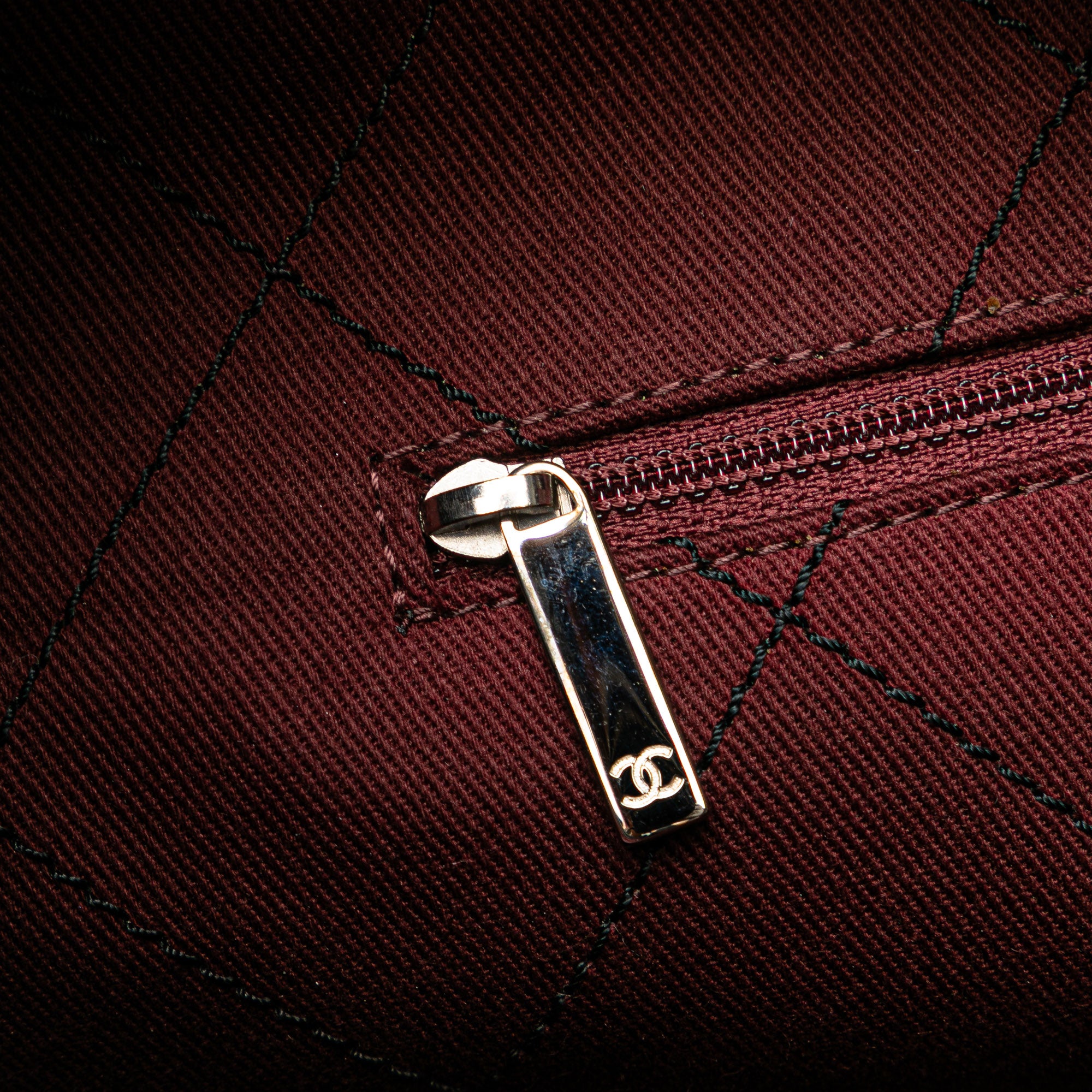 Chanel CC Caviar Wild Stitch On the Road Tote - image 7