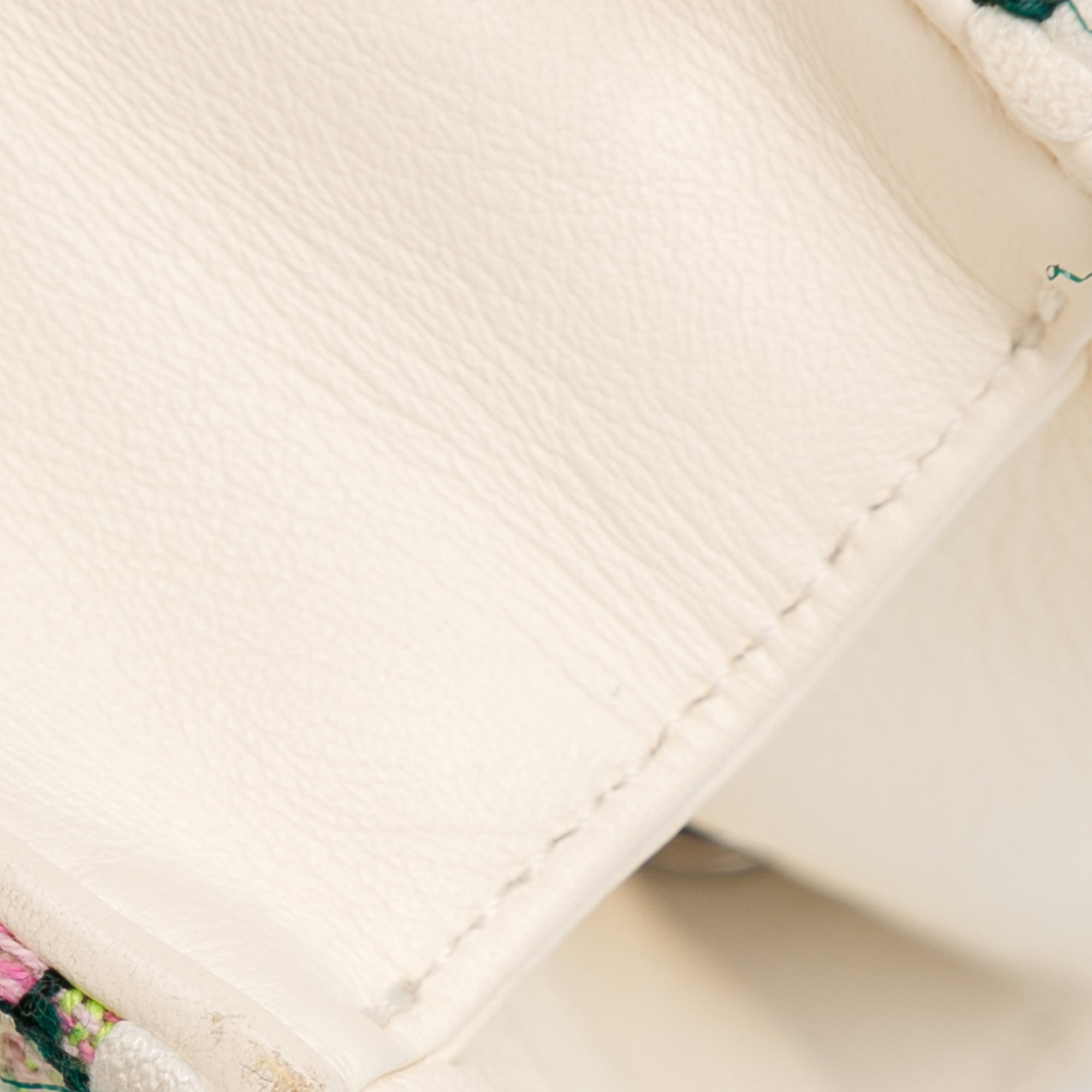 Chanel Tweed Beauty Lock Flap Bag - image 8