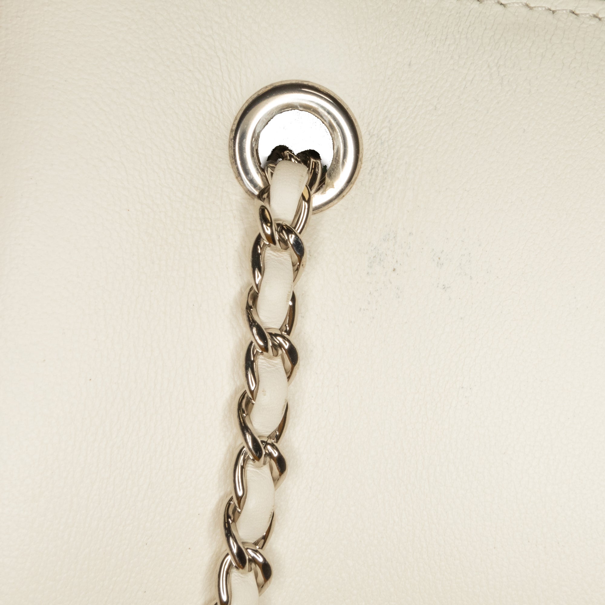 Chanel Tweed Beauty Lock Flap Bag - image 9