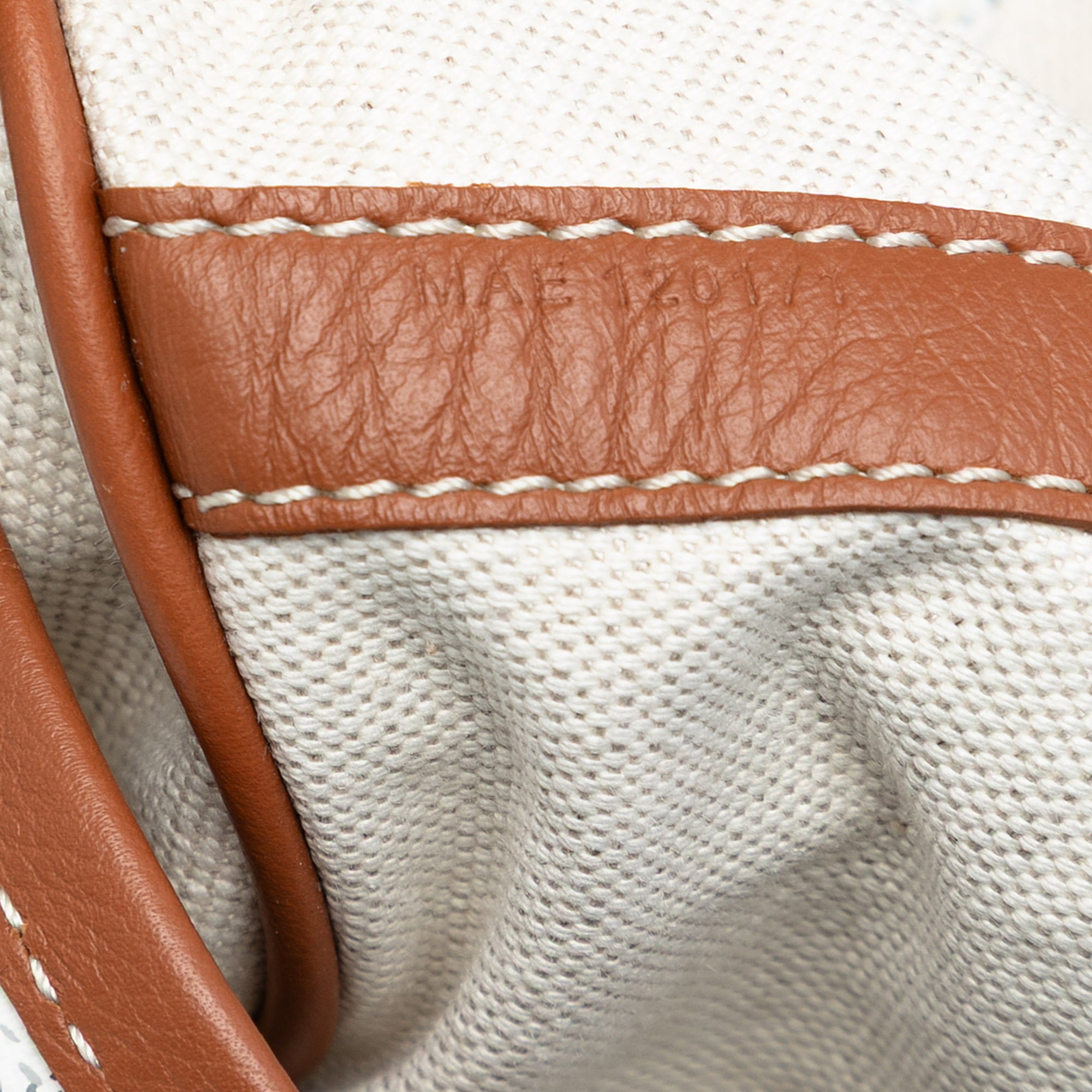 Goyard Goyardine Reversible Belharra Tote - image 6