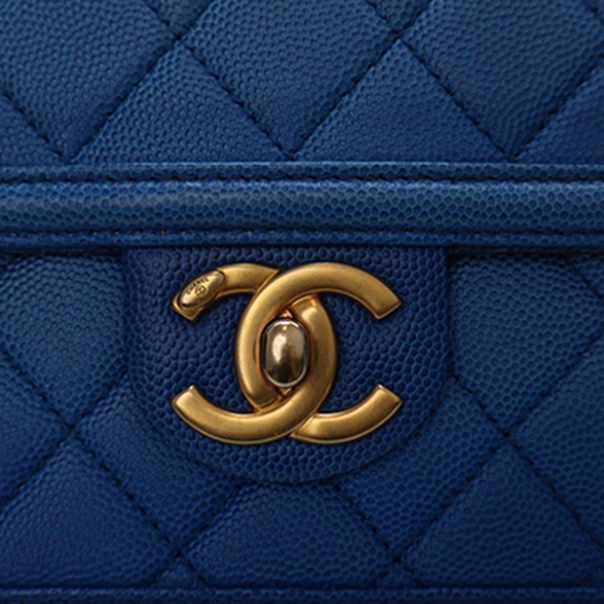 Chanel Small Quilted Caviar Sunset On The Sea Flap - image 7