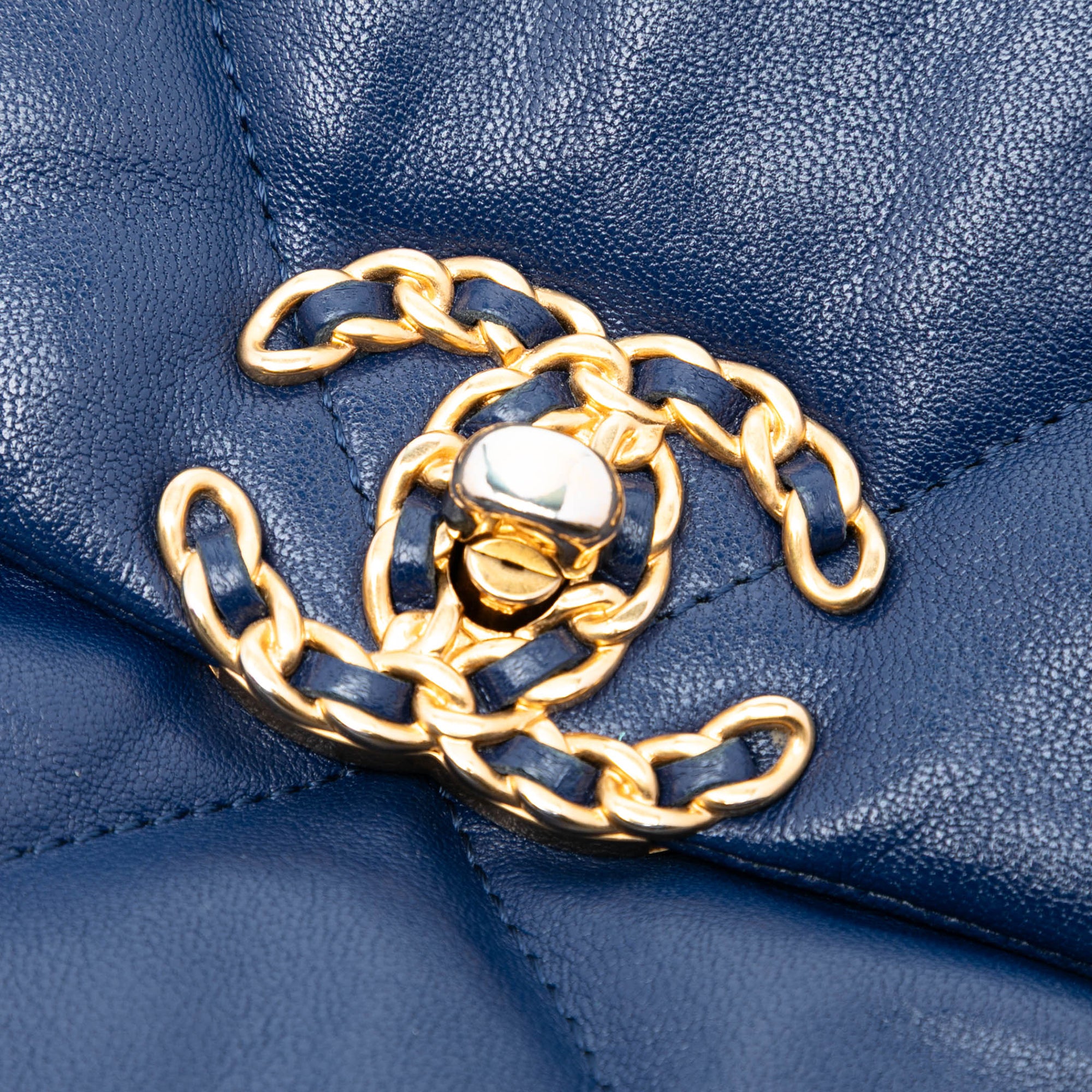 Chanel Medium Lambskin 19 Flap - image 6