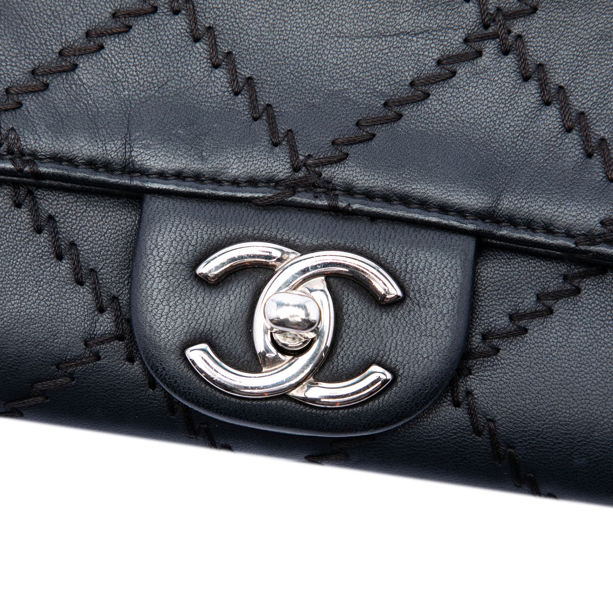 Chanel CC Quilted Calfskin Ultra Stitch Wallet On Chain - image 5