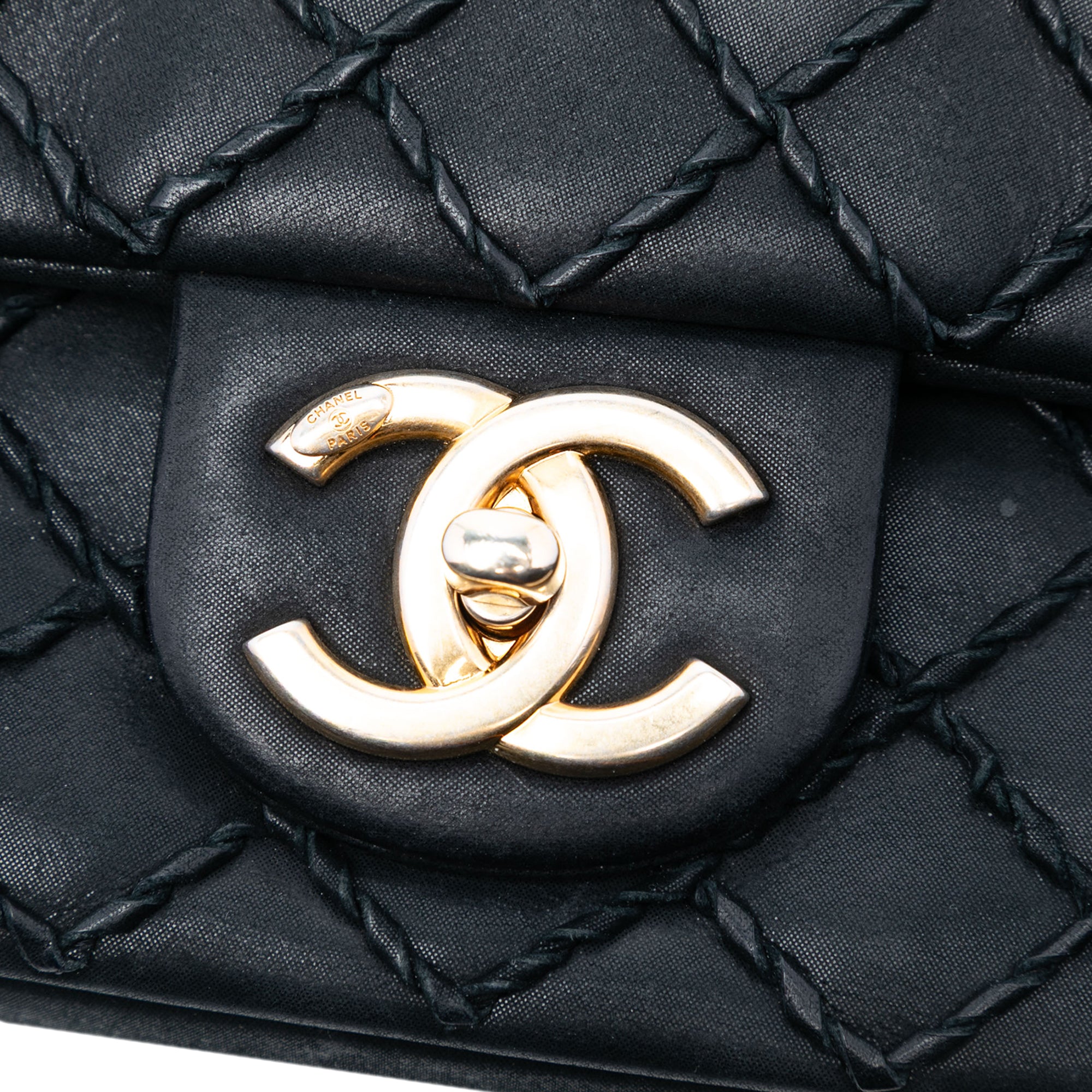 Chanel Calfskin Ultra Stitch Heart Flap - image 6