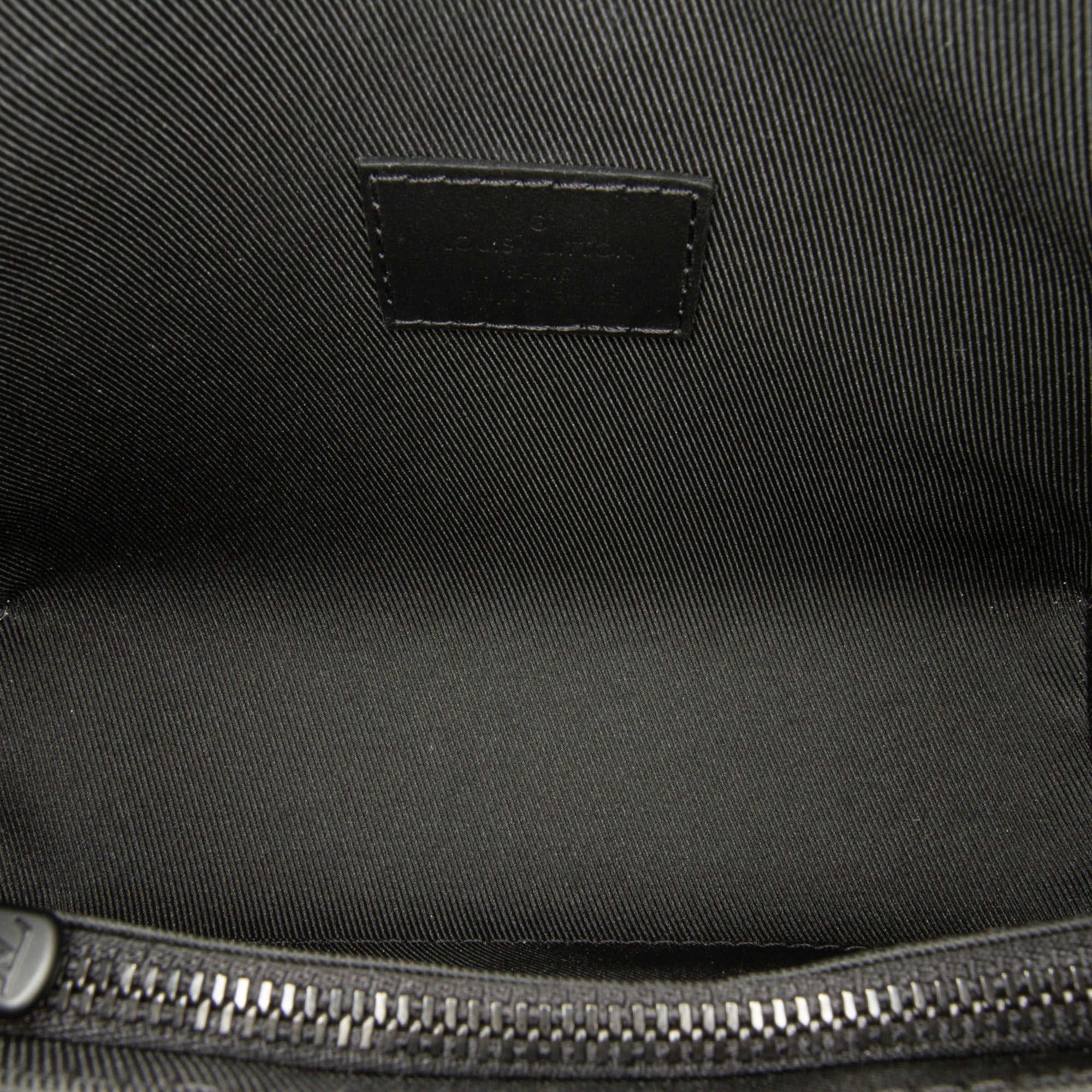 Louis Vuitton Monogram Taurillon Steamer Wearable Wallet - image 2