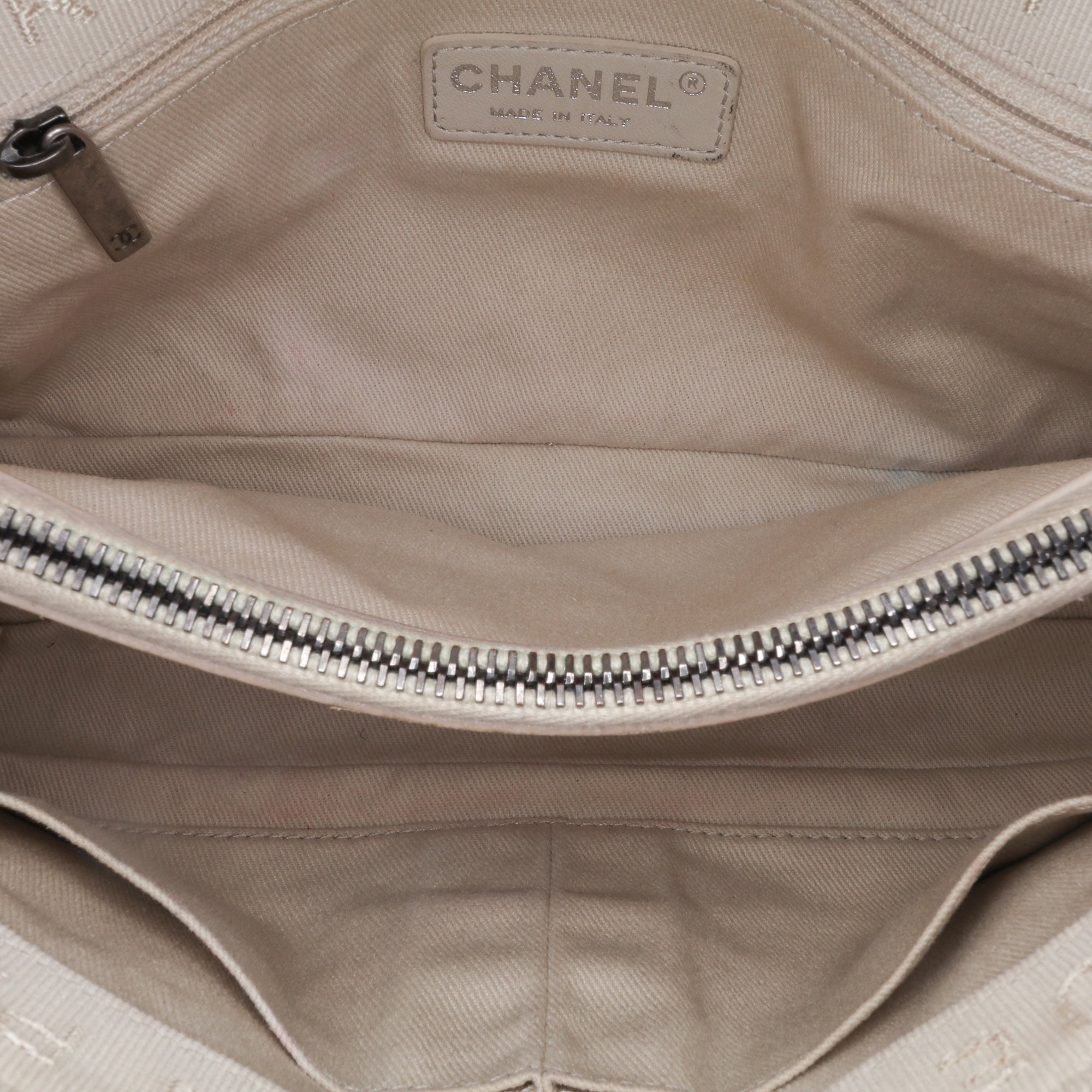 Chanel Quilted Lambskin Rocks Flap Bag - image 4