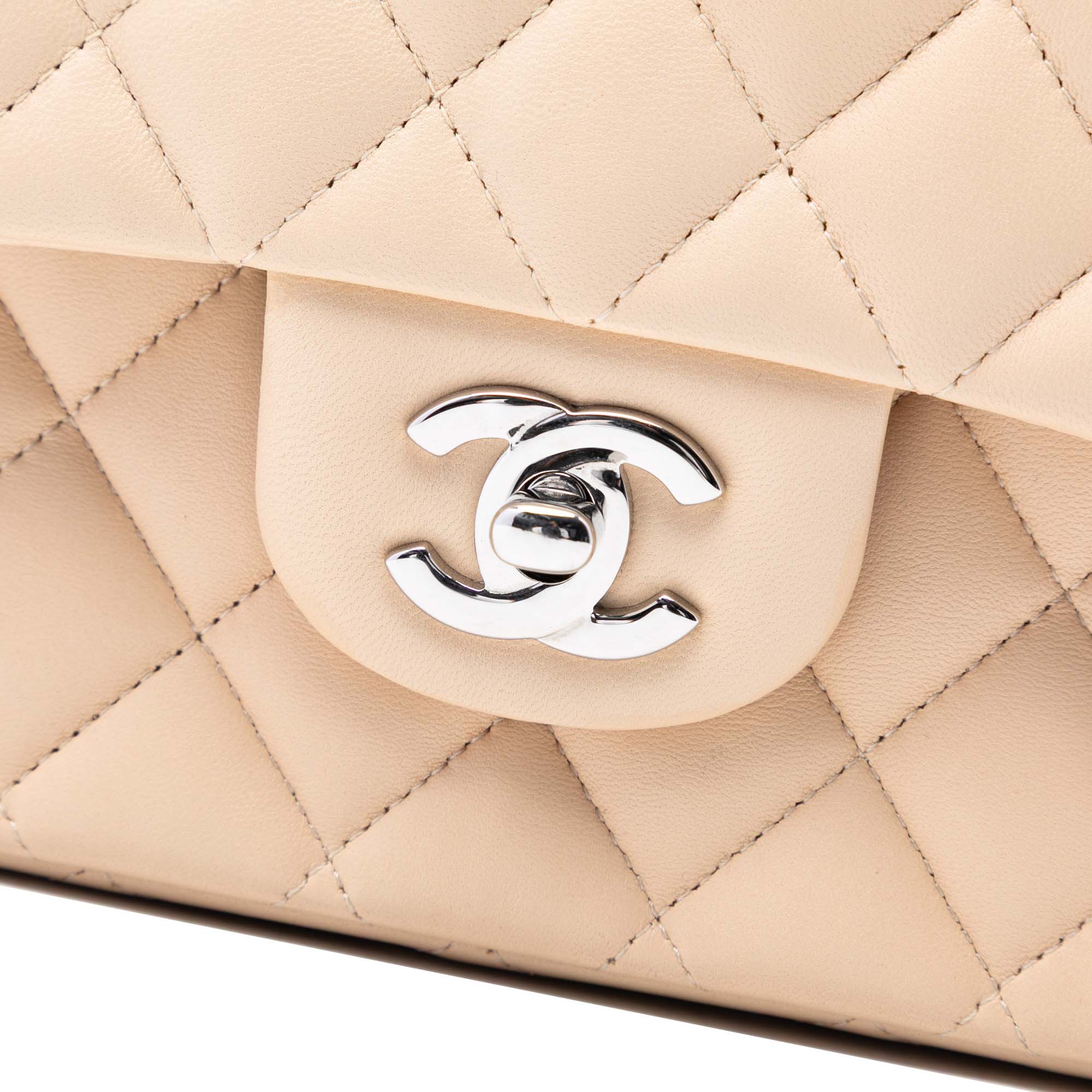 Chanel Medium Classic Lambskin Double Flap - image 6