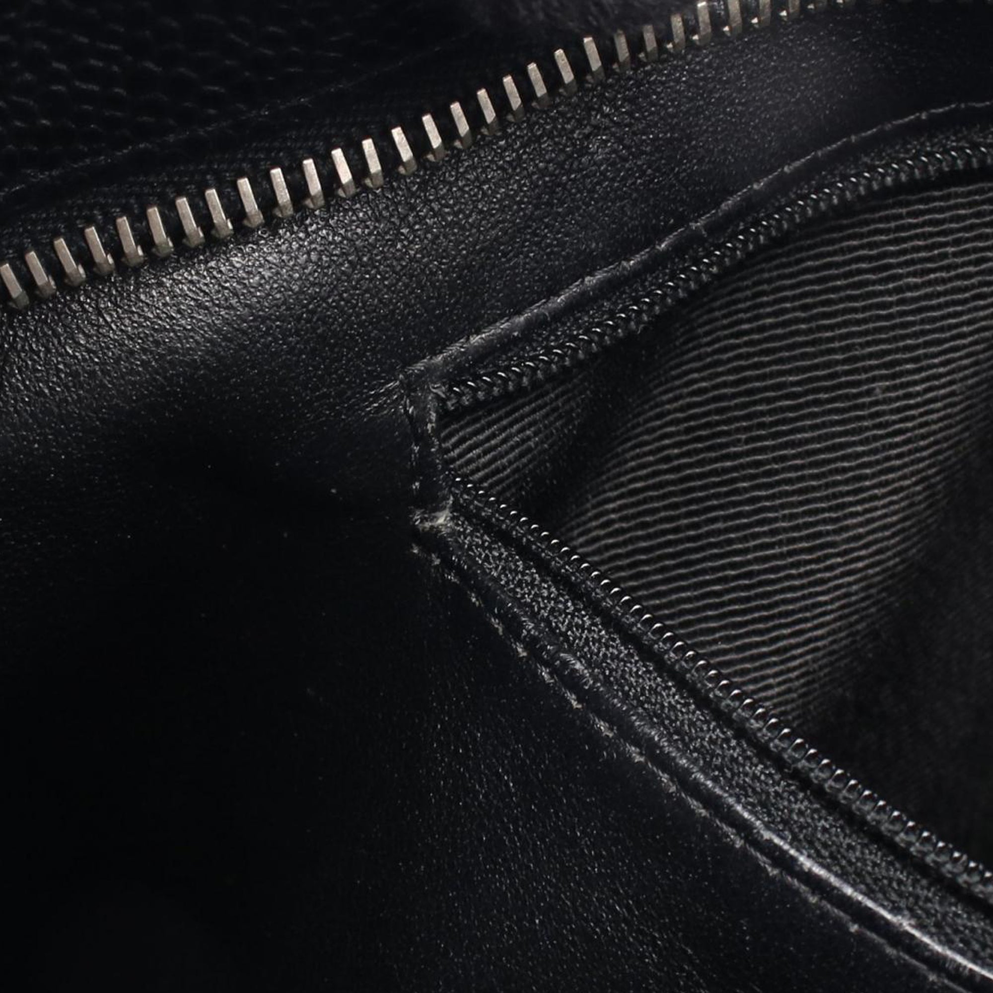 Chanel Caviar Medallion Tote - image 7