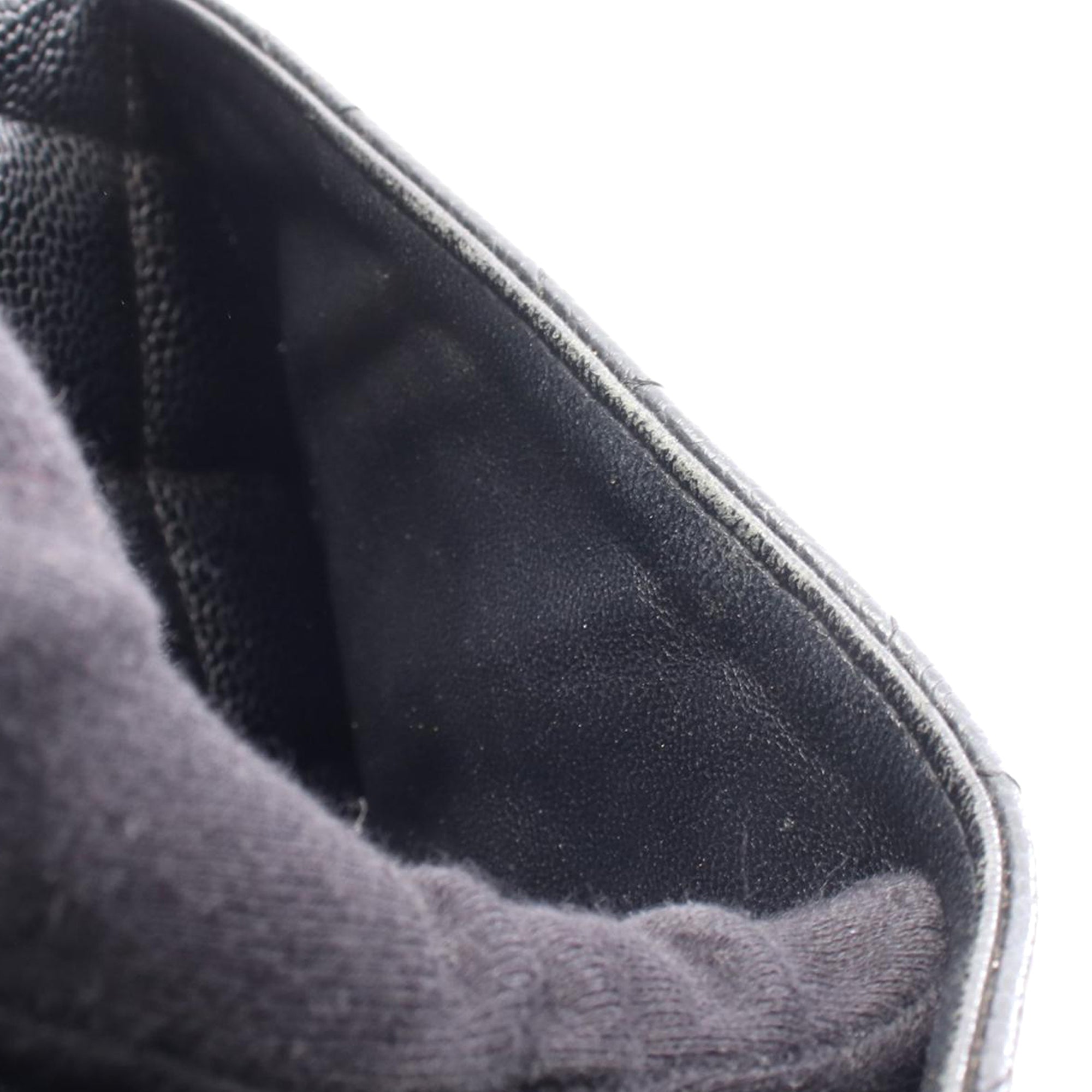 Chanel Caviar Medallion Tote - image 8