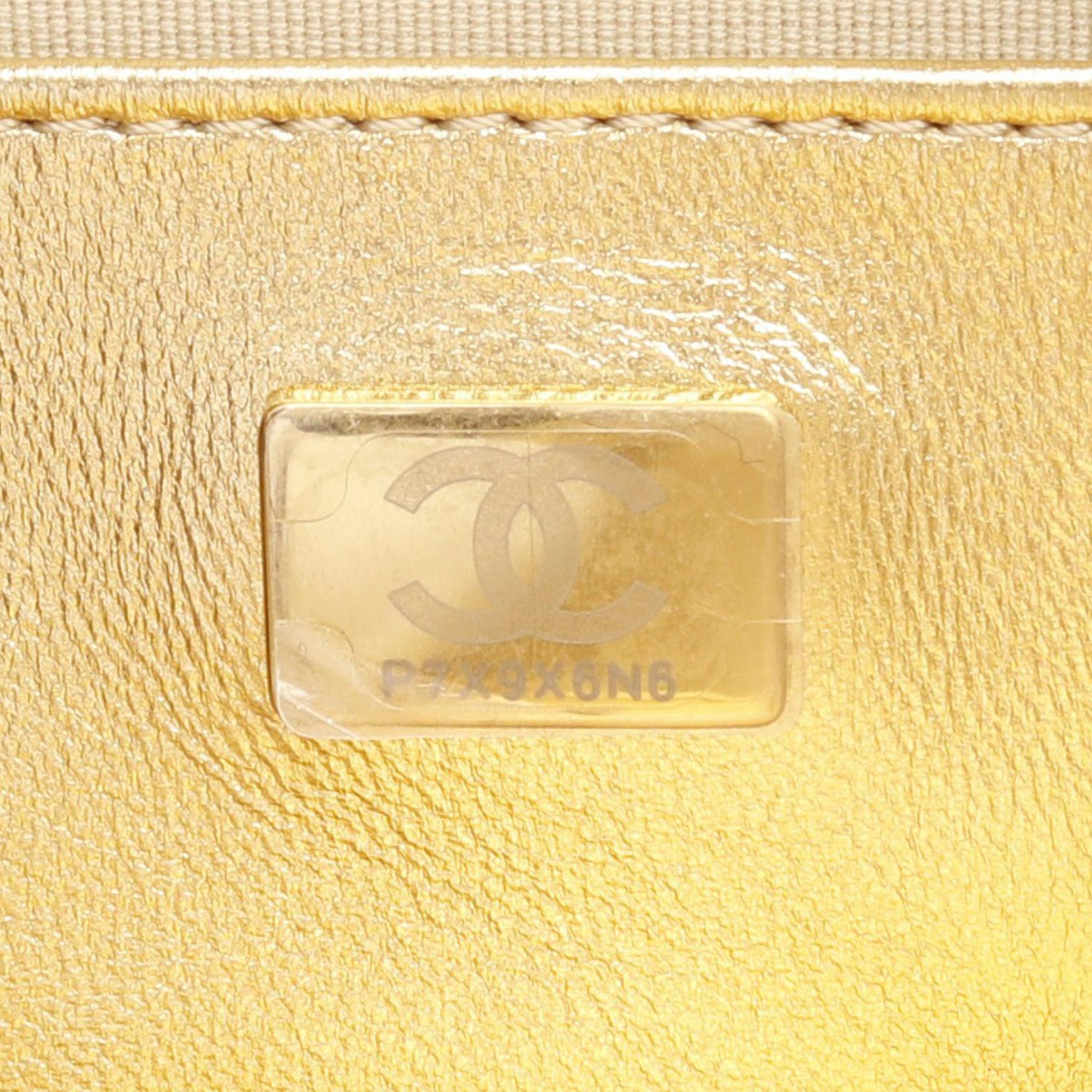 Chanel Quilted Lambskin Walk Of Fame Star Crossbody - image 5