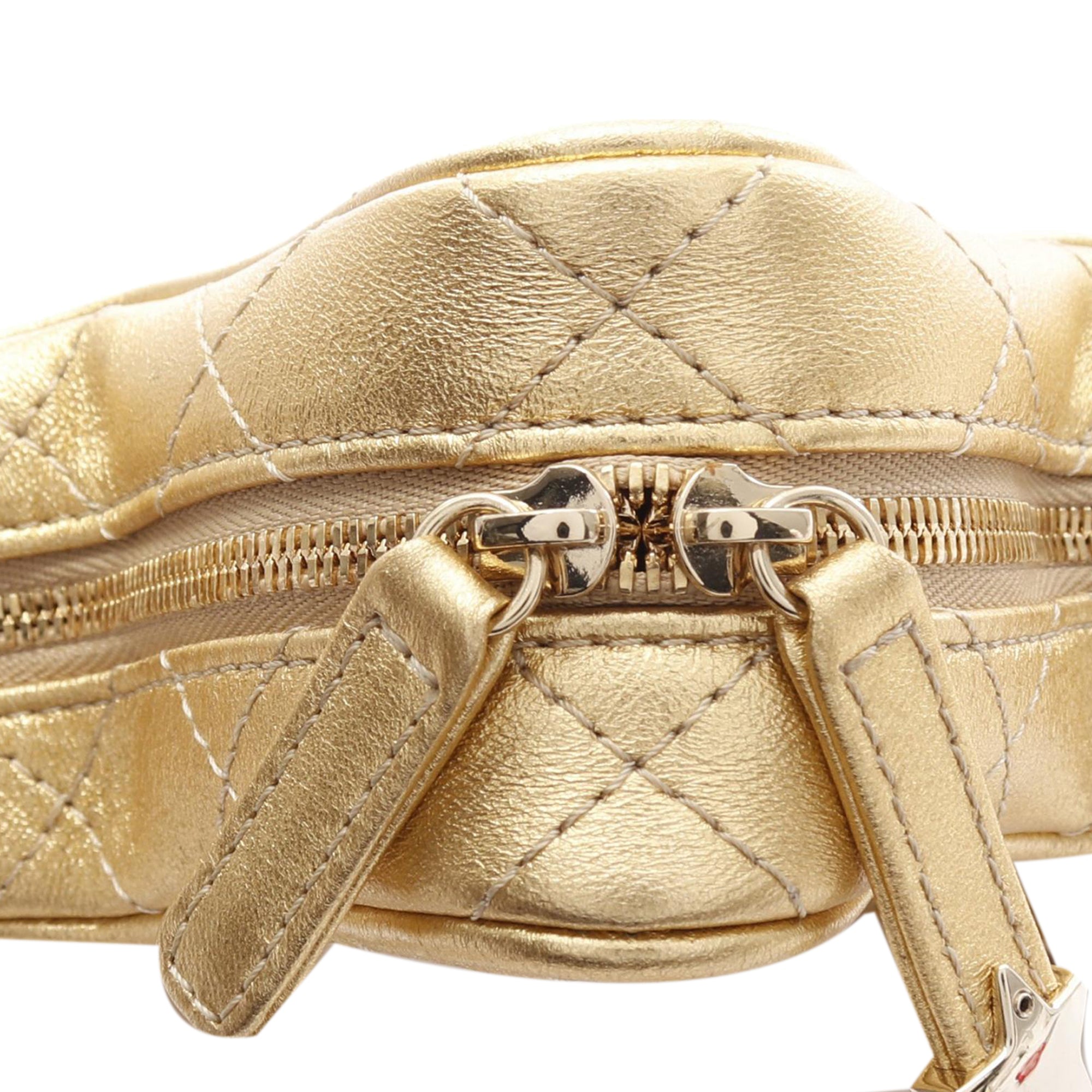 Chanel Quilted Lambskin Walk Of Fame Star Crossbody - image 6