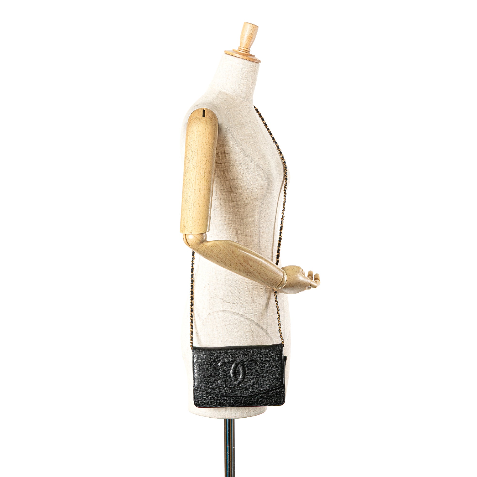 Chanel CC Caviar Wallet on Chain - image 16