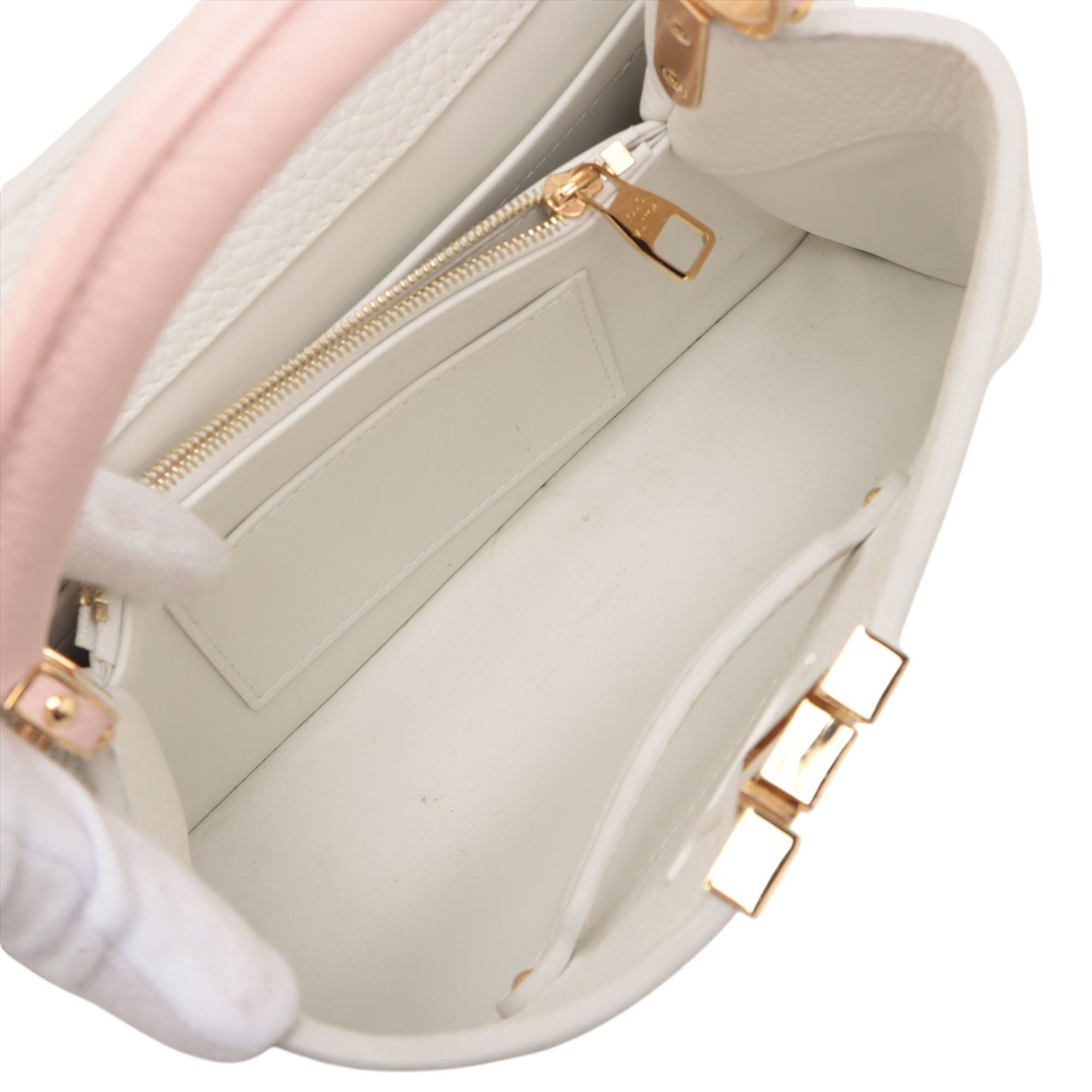 Louis Vuitton Taurillon Capucines BB - image 3