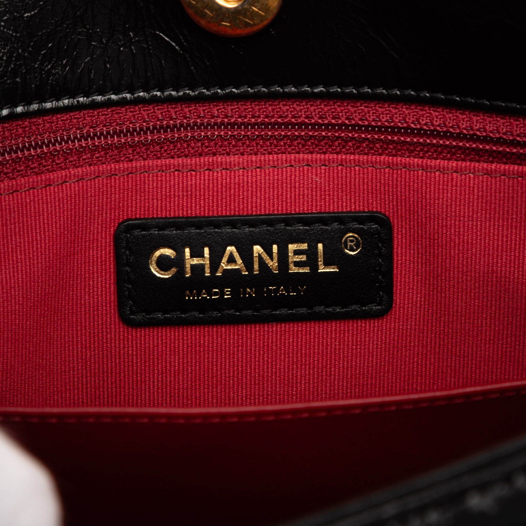 Chanel Medium Shiny Crumpled Calfskin Wavy CC Hobo - image 5
