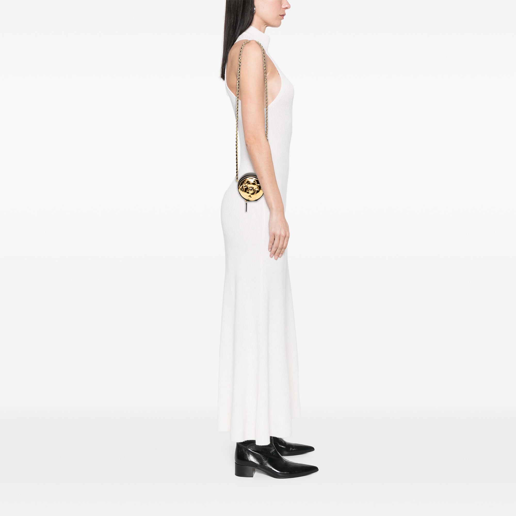 Chanel CC Lambskin and Metal Camellia Round Clutch with Chain - image 7
