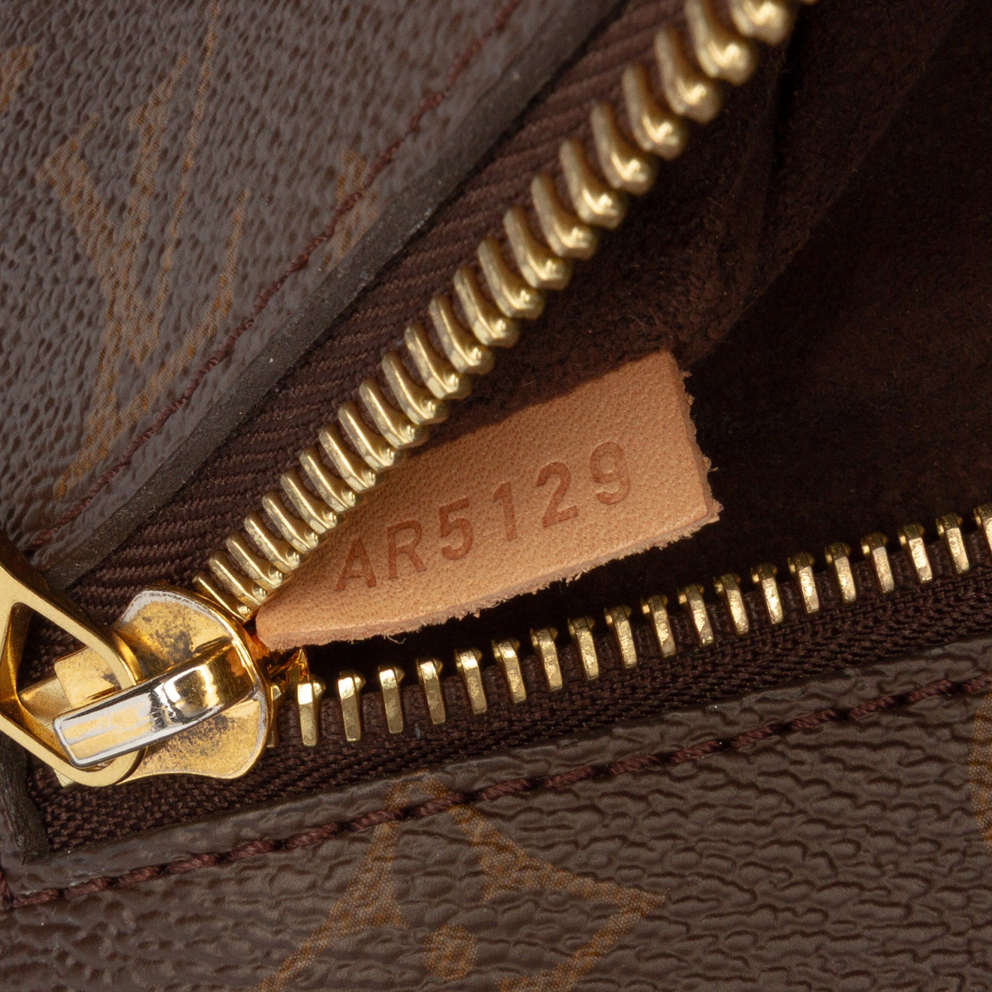 Louis Vuitton Monogram Pochette Metis - image 5