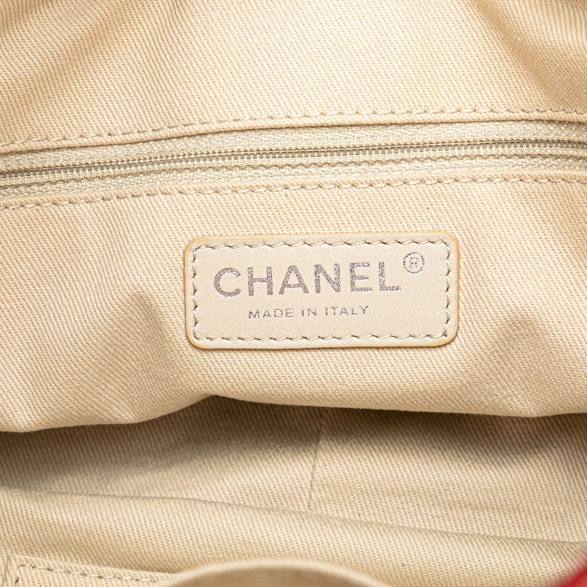 Chanel Quilted Caviar Soft Tote - image 5