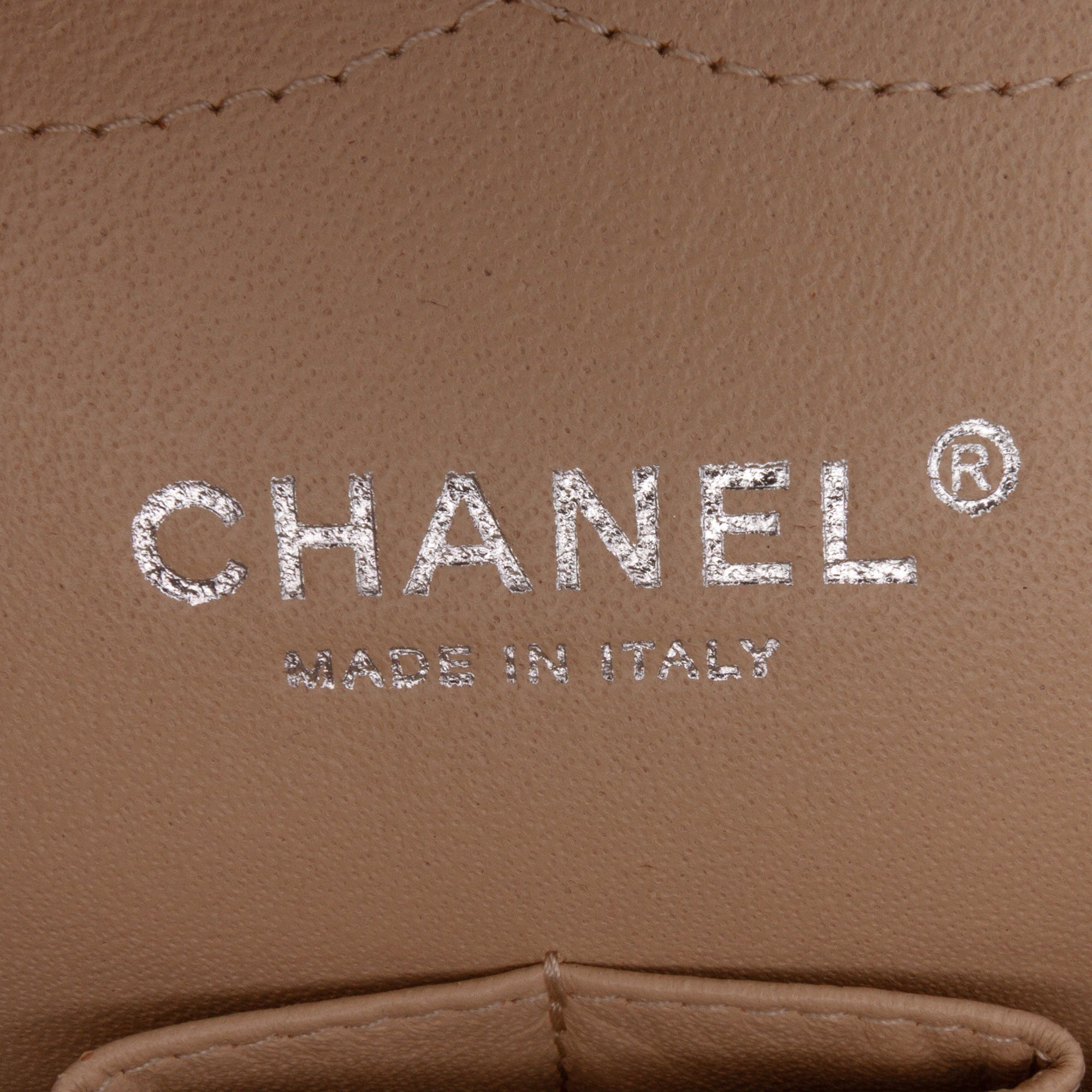 Chanel Jumbo Classic Caviar Double Flap - image 5