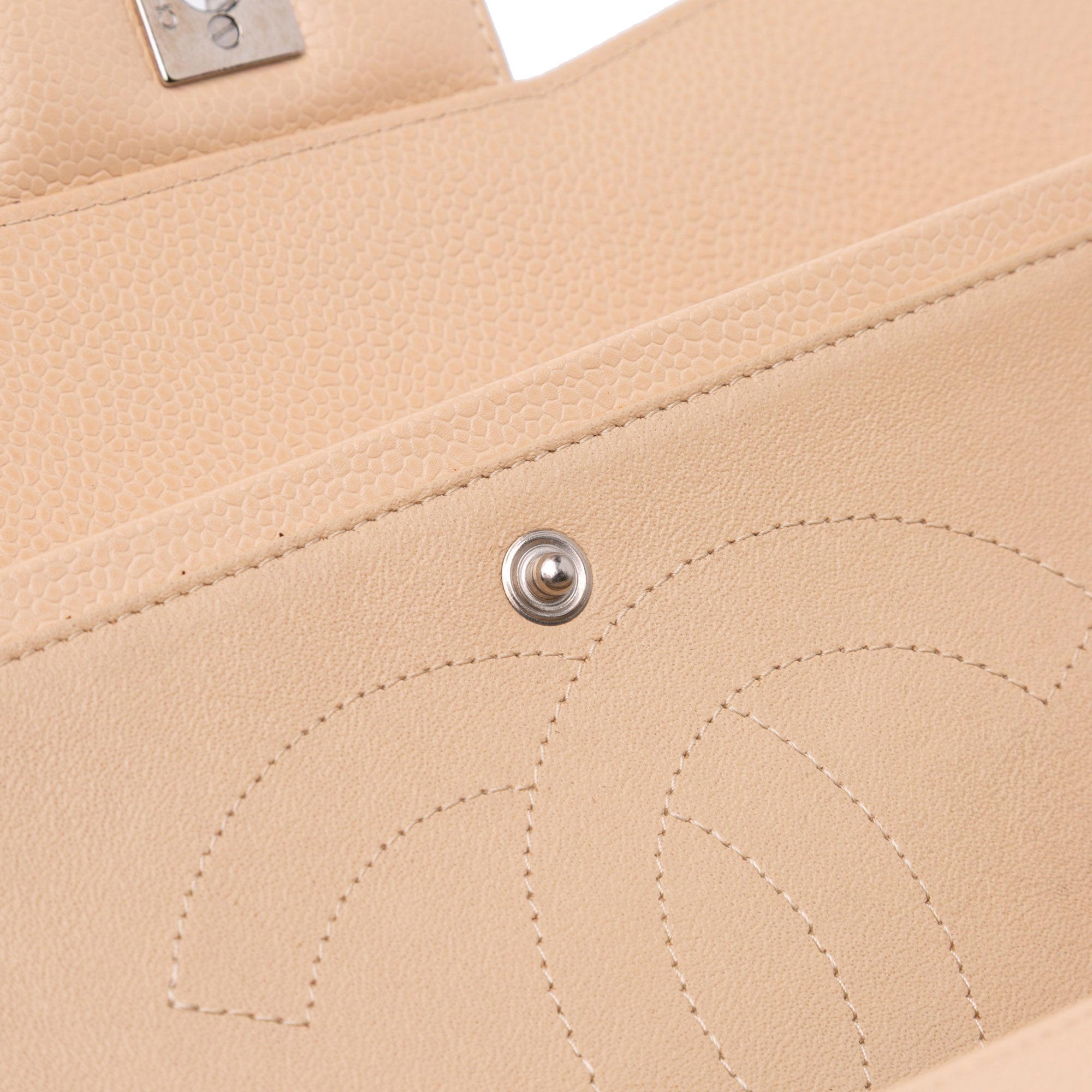 Chanel Jumbo Classic Caviar Double Flap - image 9