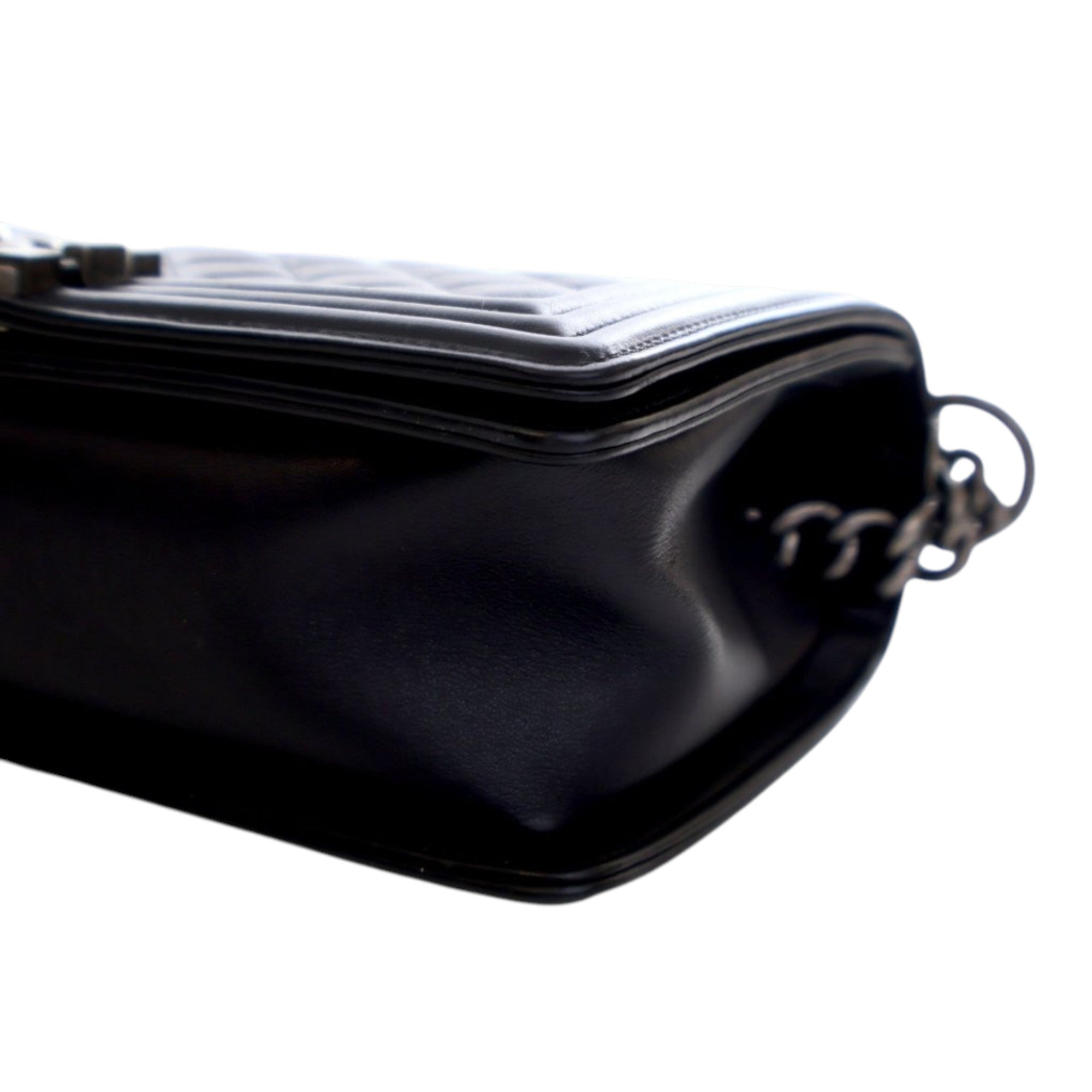 Chanel Old Medium Quilted Lambskin Boy Flap - image 8