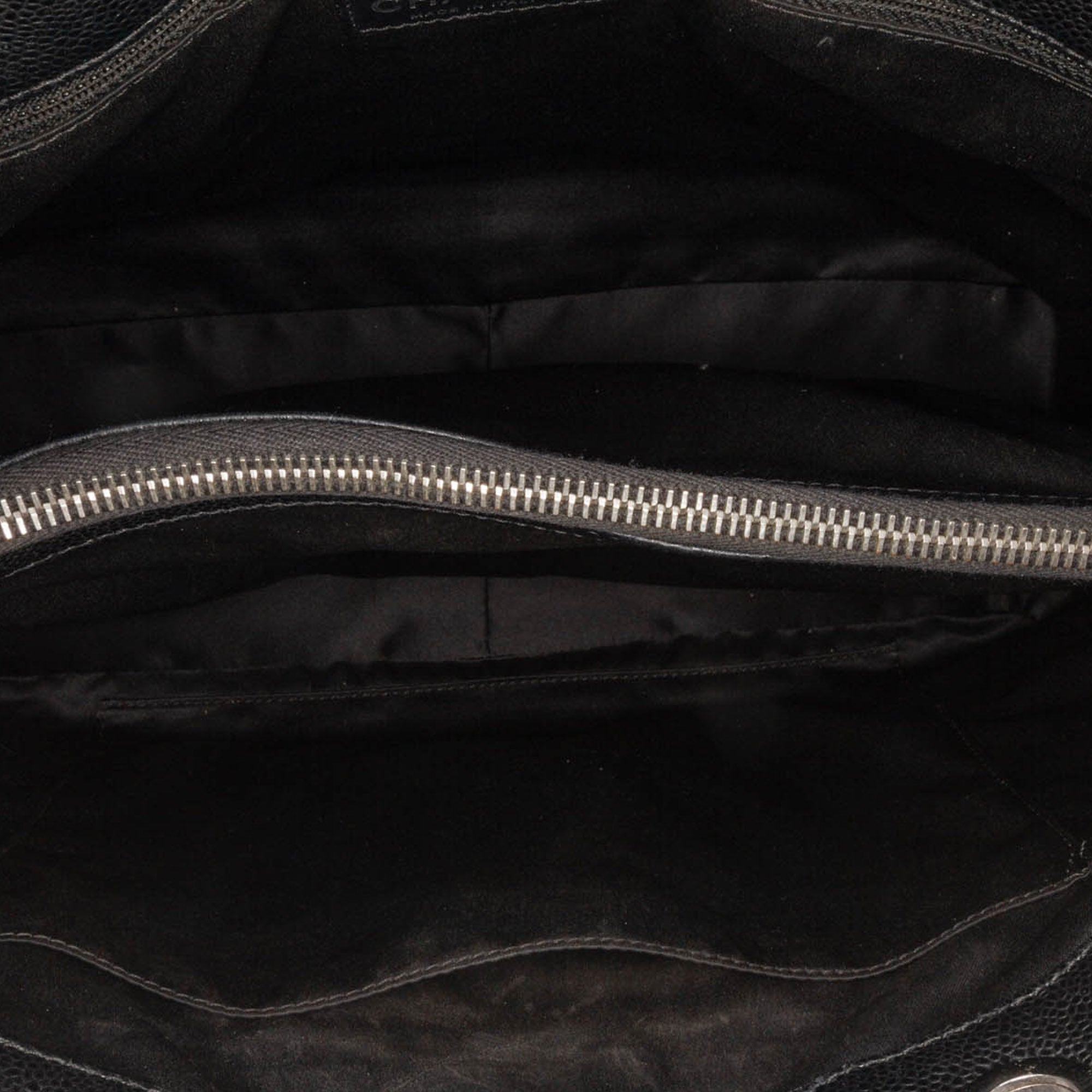 Chanel Caviar Grand Shopping Tote - image 4