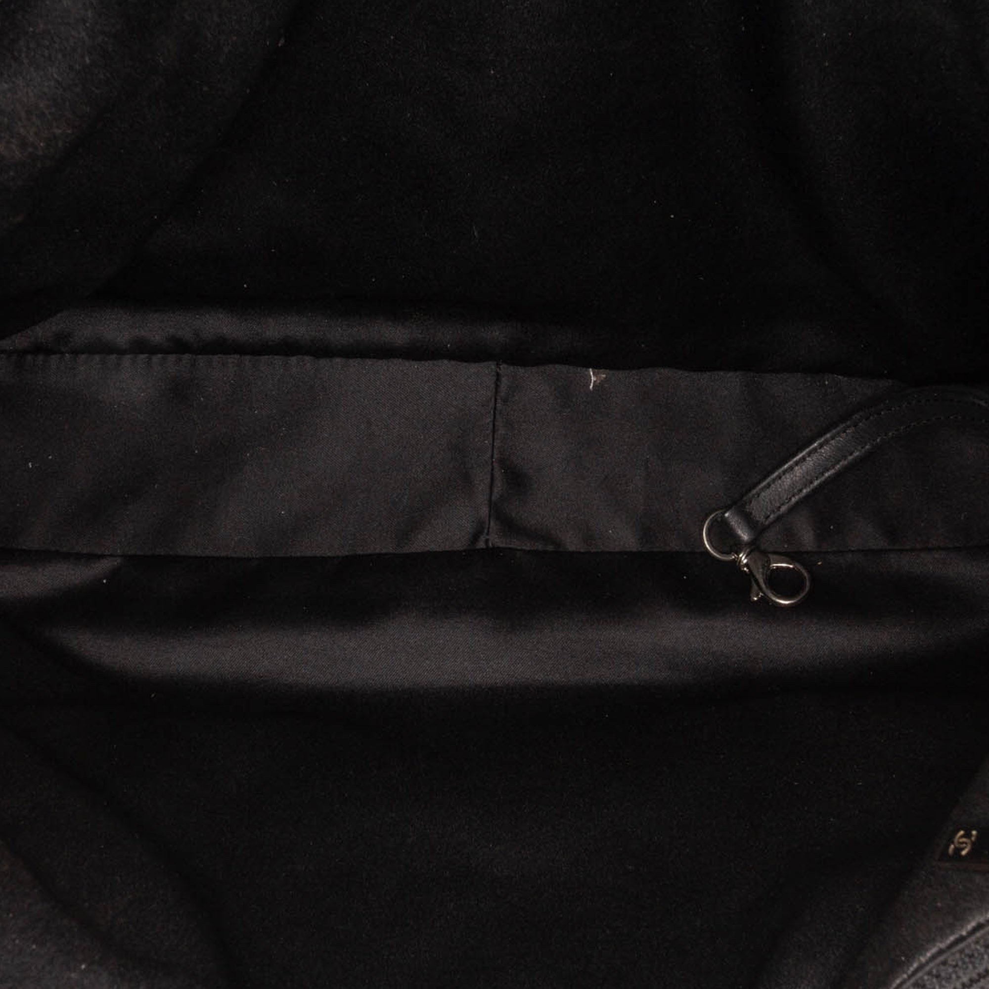 Chanel Caviar Grand Shopping Tote - image 6
