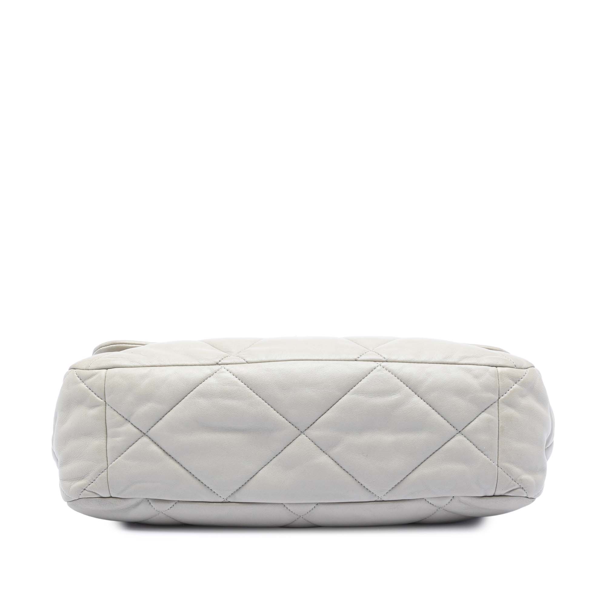 Chanel Maxi Lambskin 19 Flap - image 3