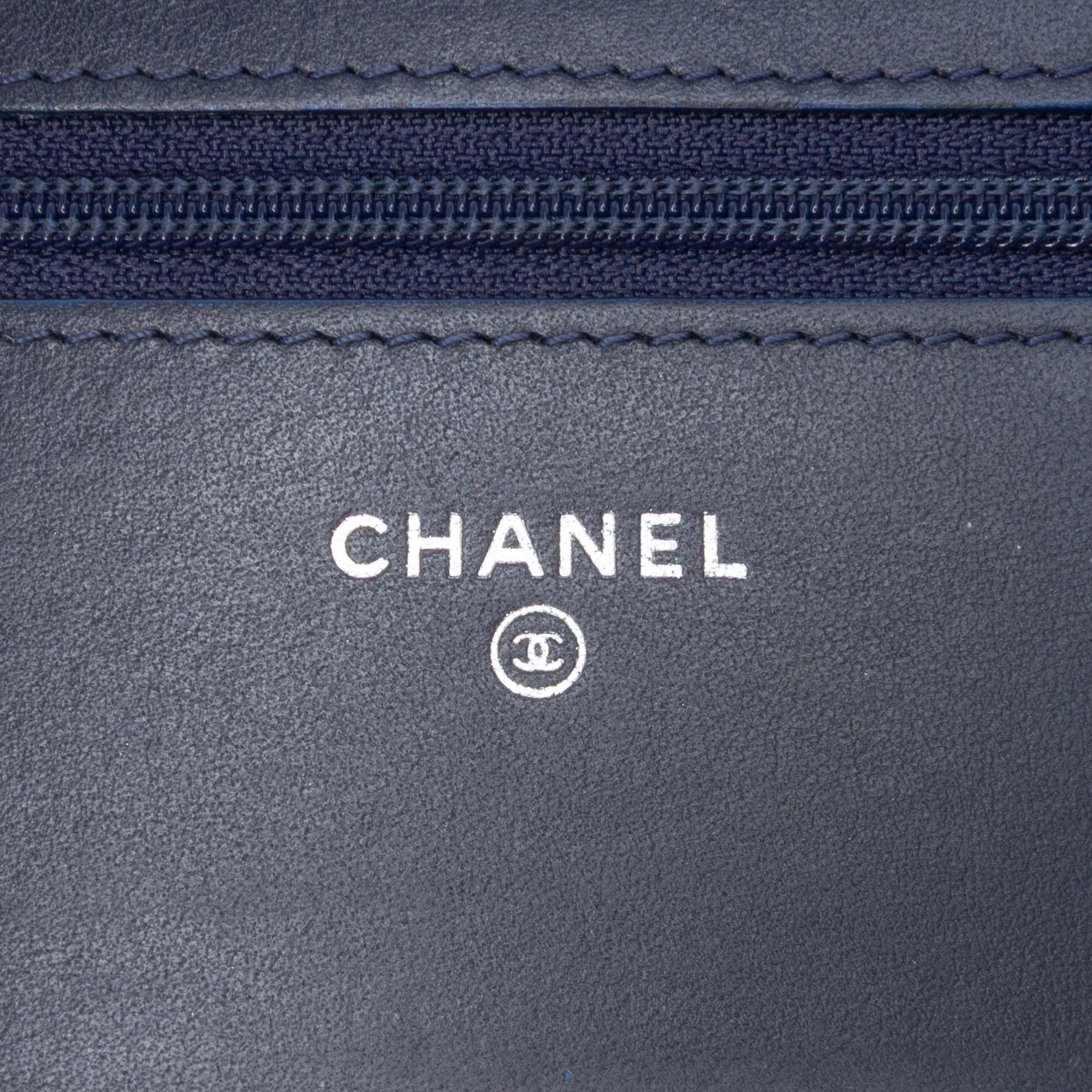 Chanel Quilted Tweed and Calfskin Gabrielle Wallet On Chain - image 5