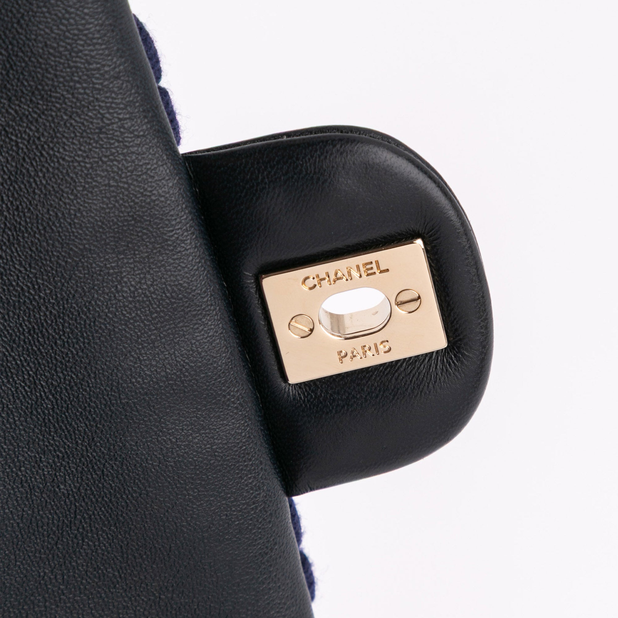 Chanel Medium Woven Jersey Single Flap - image 7