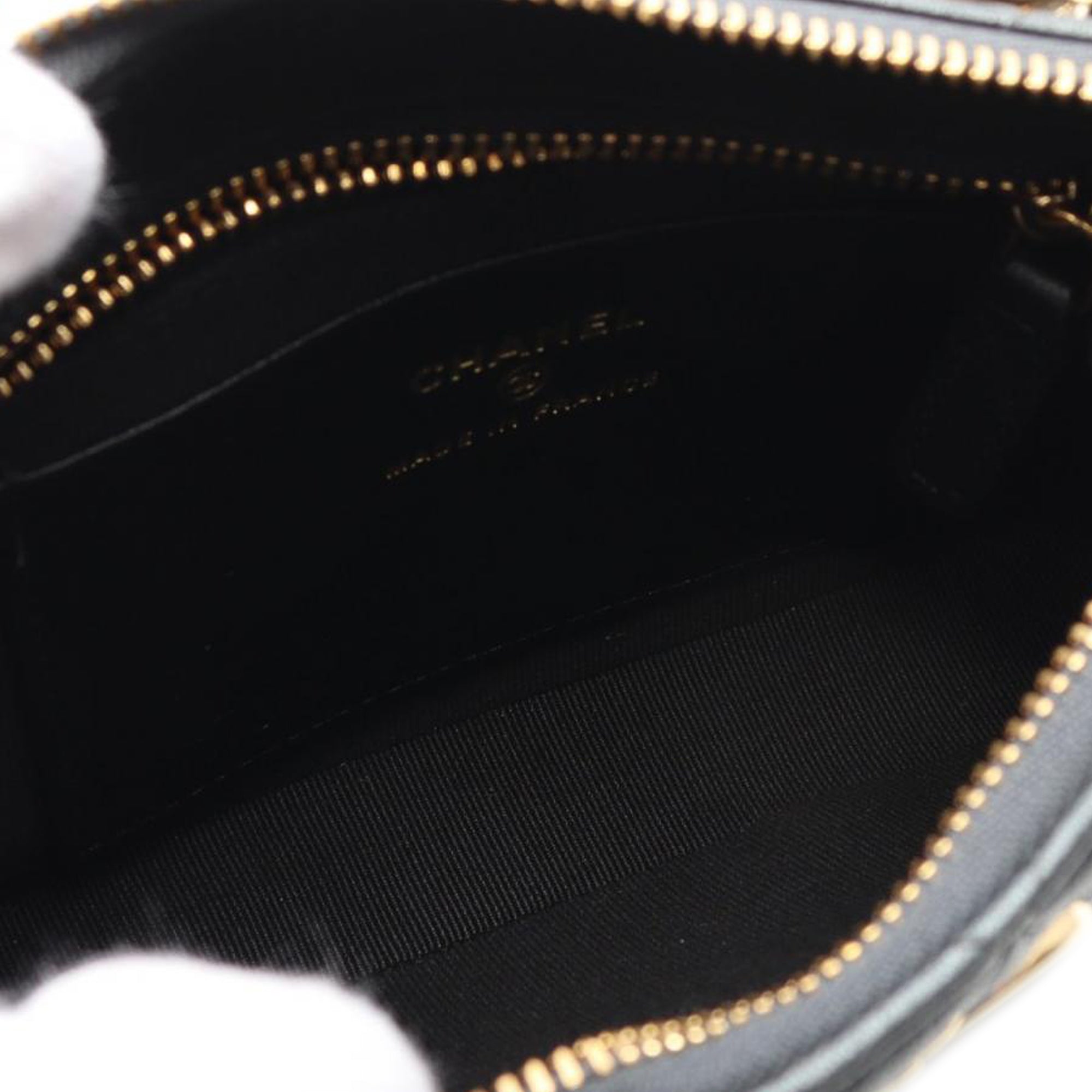 Chanel CC Quilted Metallic Lambskin Charms Hobo - image 3