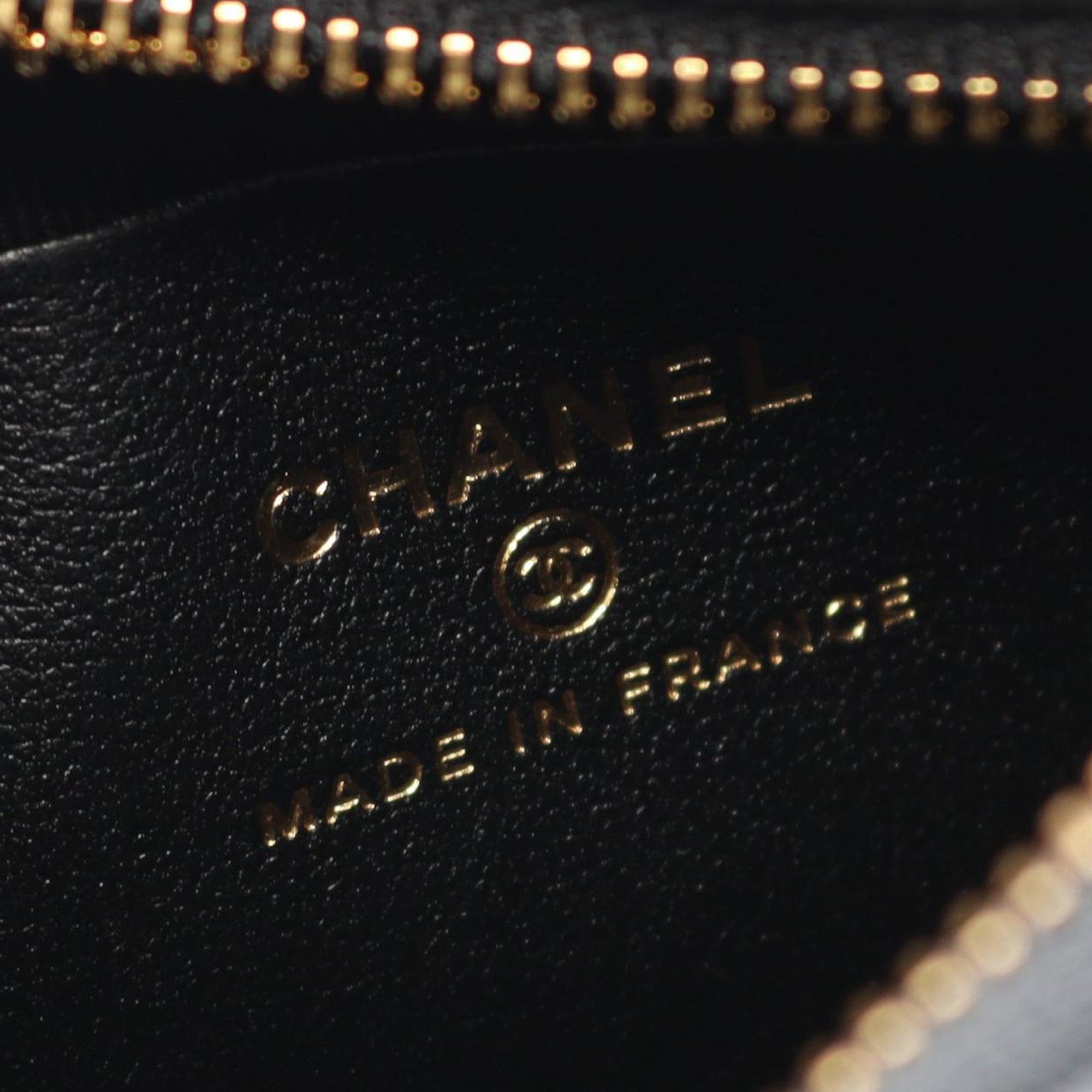 Chanel CC Quilted Metallic Lambskin Charms Hobo - image 4