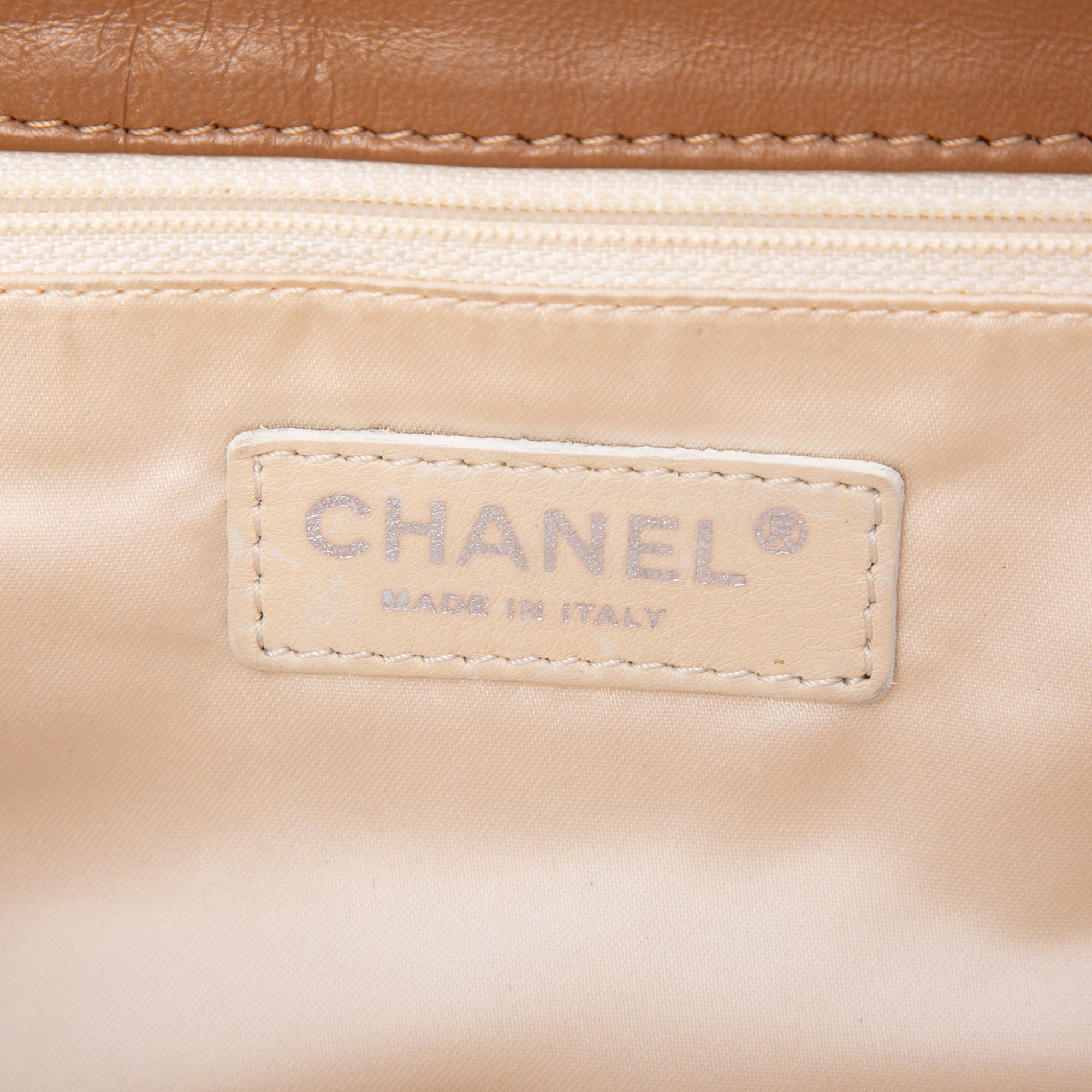 Chanel Quilted Aged Lambskin Reissue 2.55 East West Flap - image 5