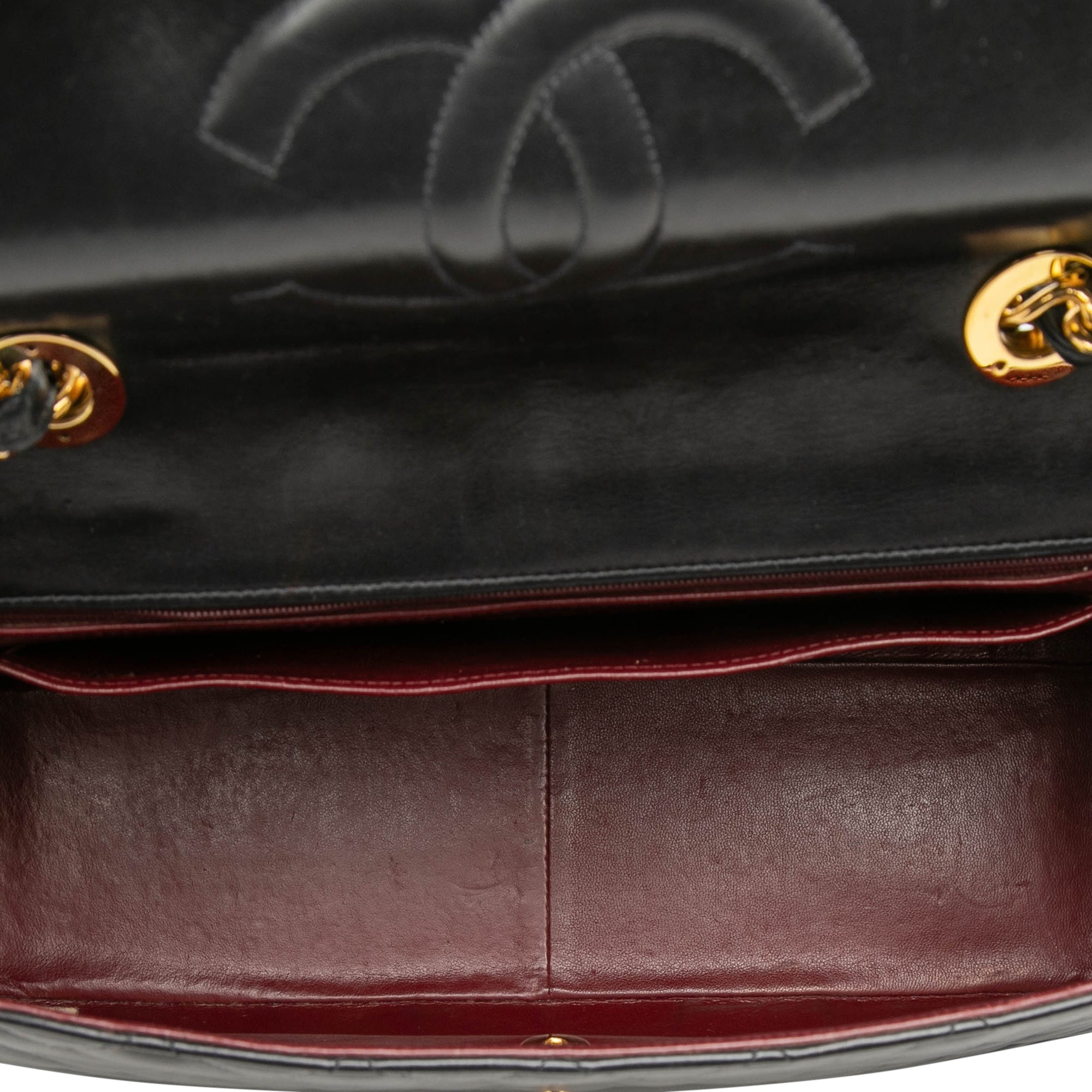 Chanel Maxi XL Classic Lambskin Single Flap - image 4