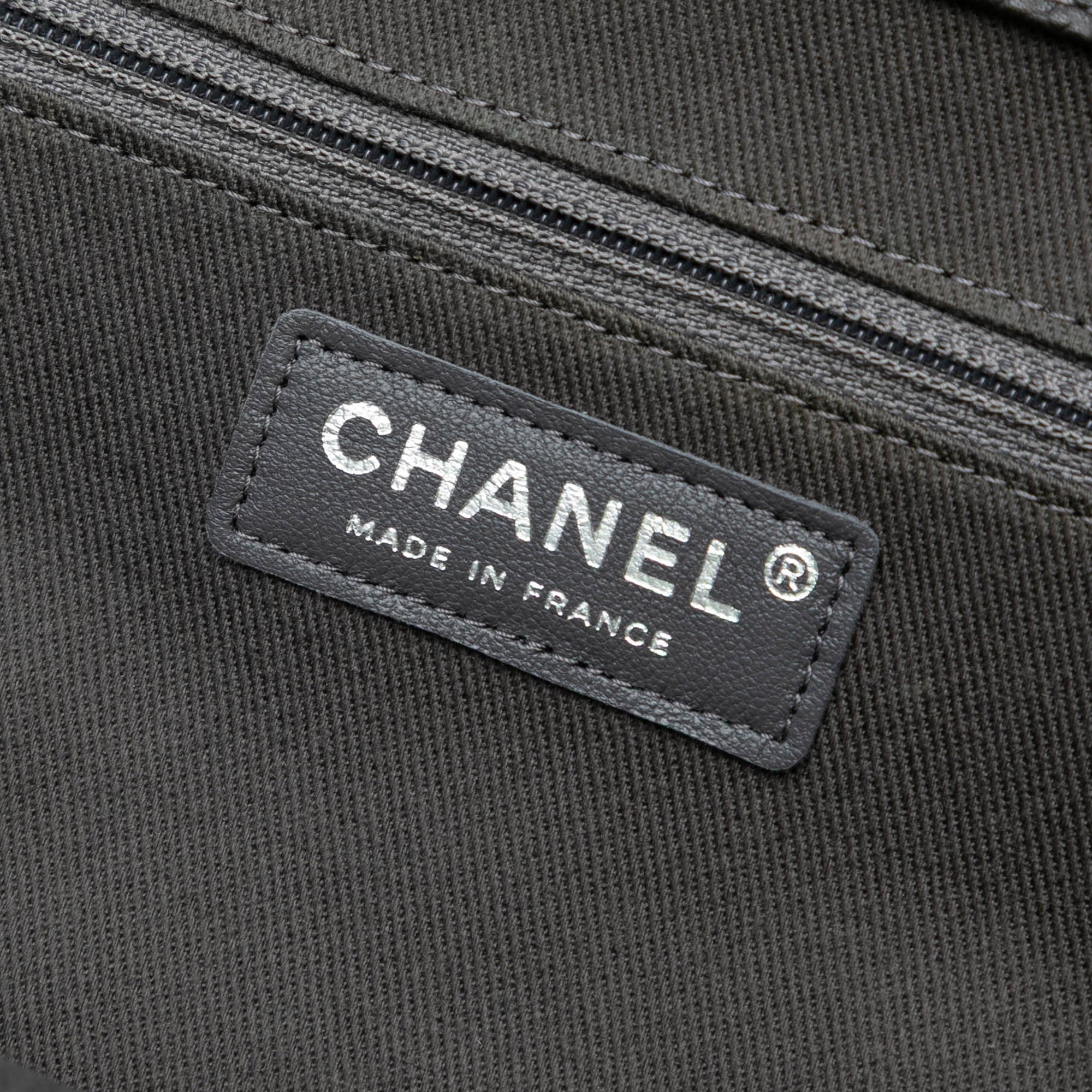 Chanel Large CC Quilted Caviar CC Clutch - image 4