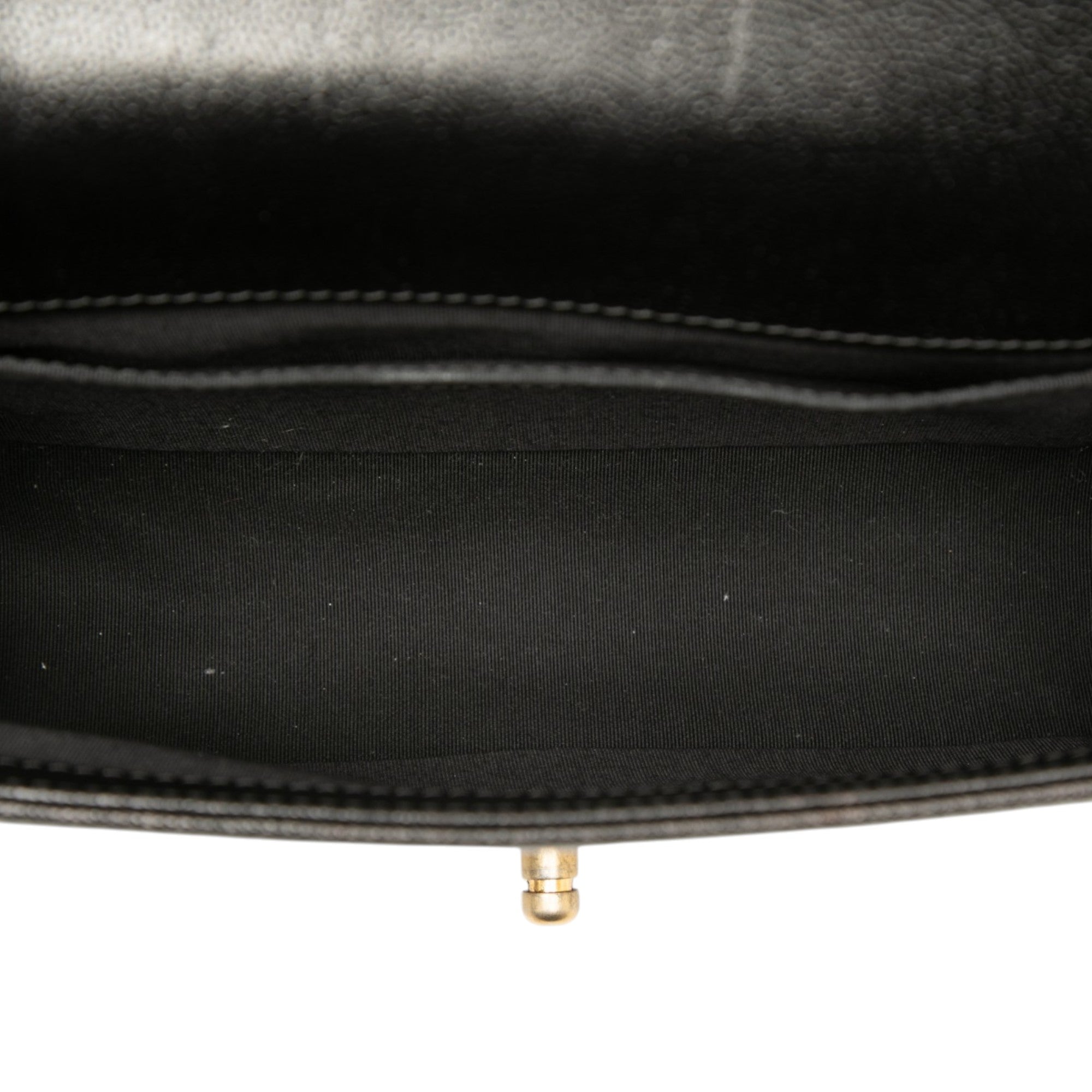 Chanel Old Medium Chevron Caviar Boy Flap - image 4