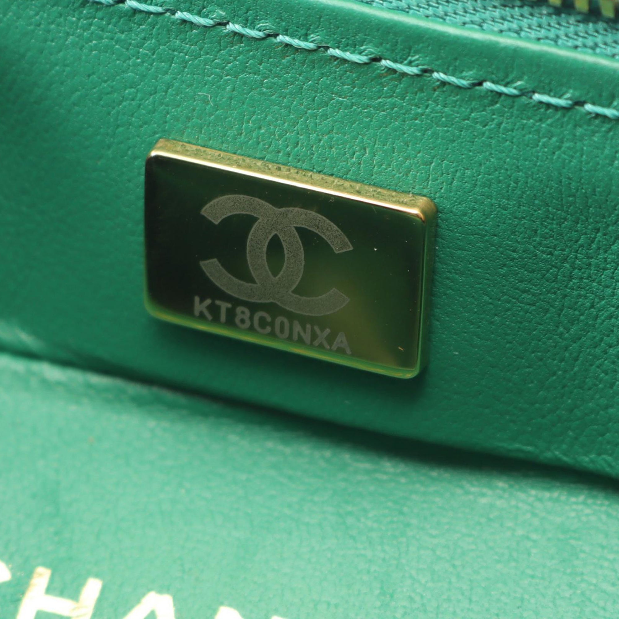 Chanel Small CC Quilted Lambskin Top Handle Vanity Case - image 4