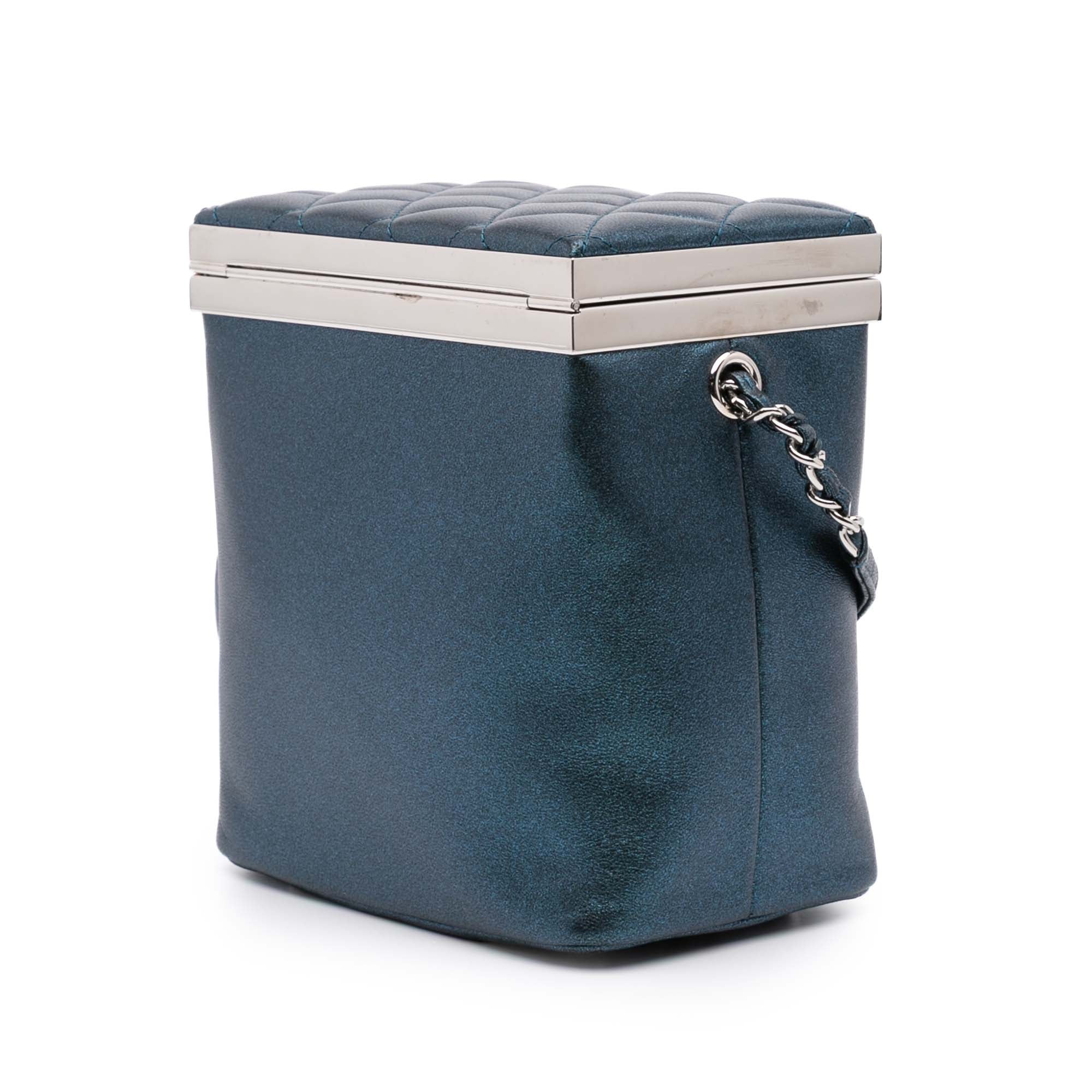 Chanel CC Metallic Calfskin Vanity Case - image 2