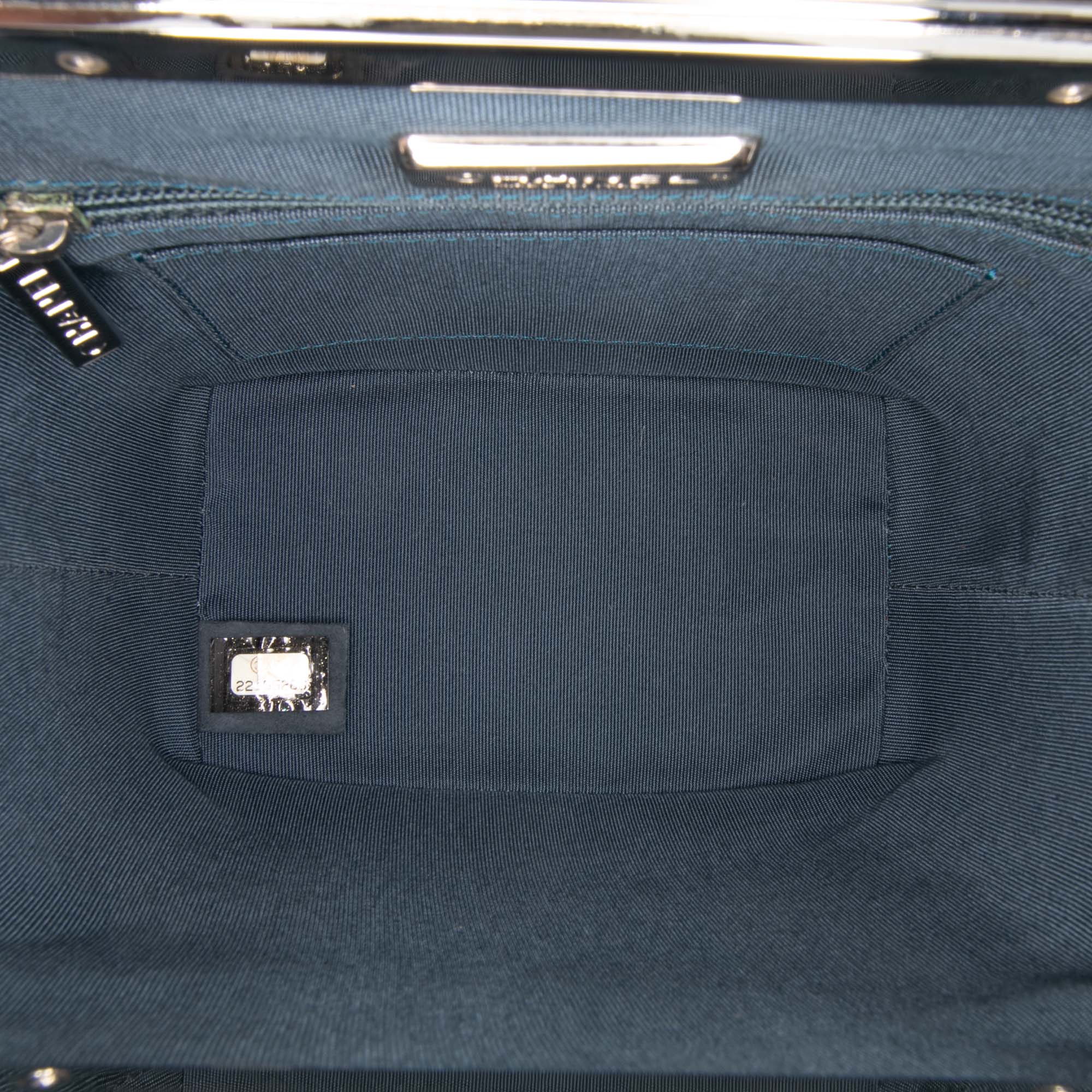 Chanel CC Metallic Calfskin Vanity Case - image 4