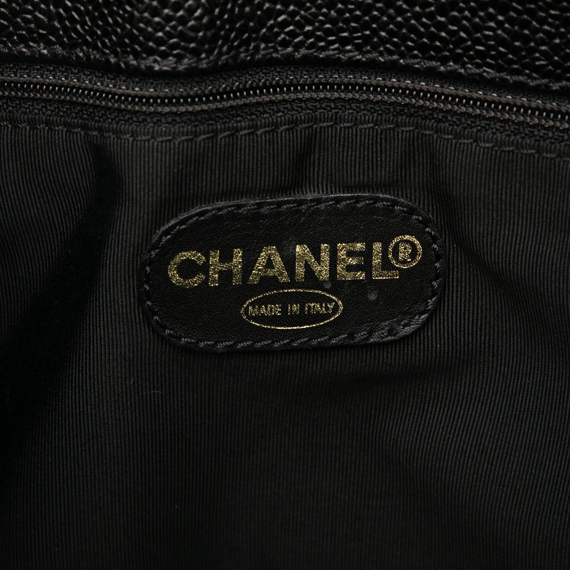 Chanel CC Caviar Front Pocket Chain Tote - image 5