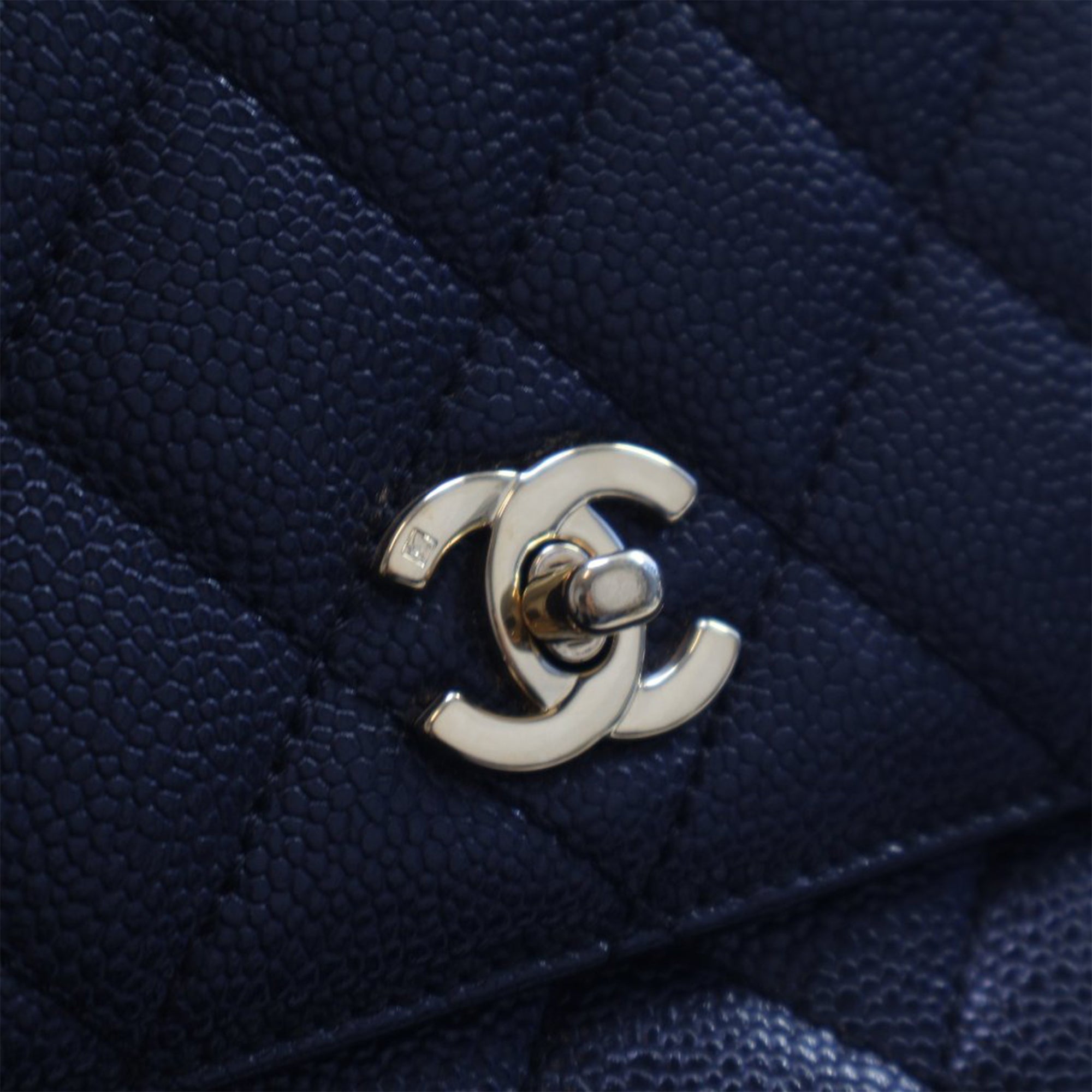Chanel CC Quilted Caviar Kelly Top Handle Bag - image 8