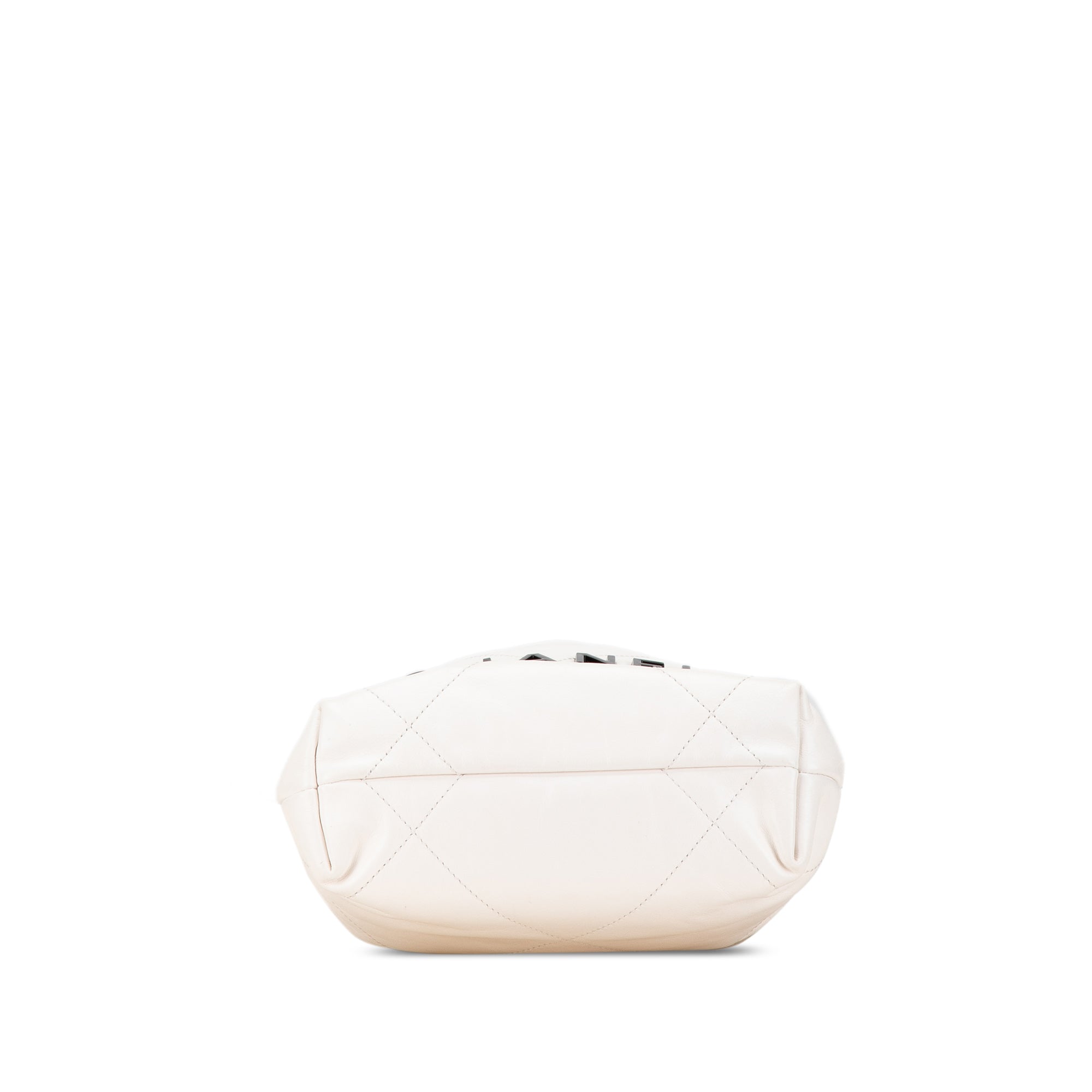 Chanel Mini Shiny Calfskin 22 Handbag - image 3