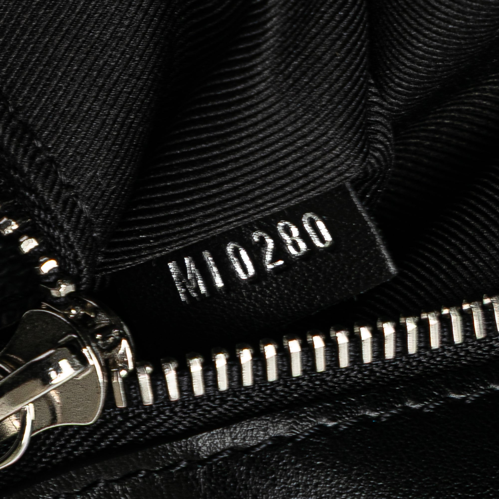 Louis Vuitton Damier Graphite Campus Bumbag - image 6