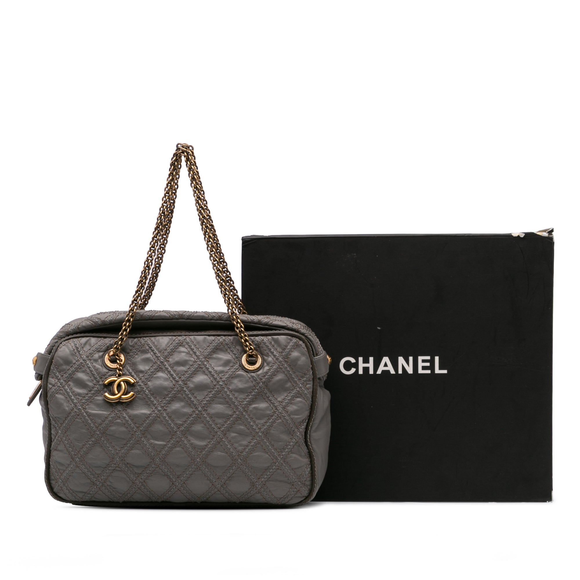 Chanel CC Quilted Calfskin Triptych Tote - image 12
