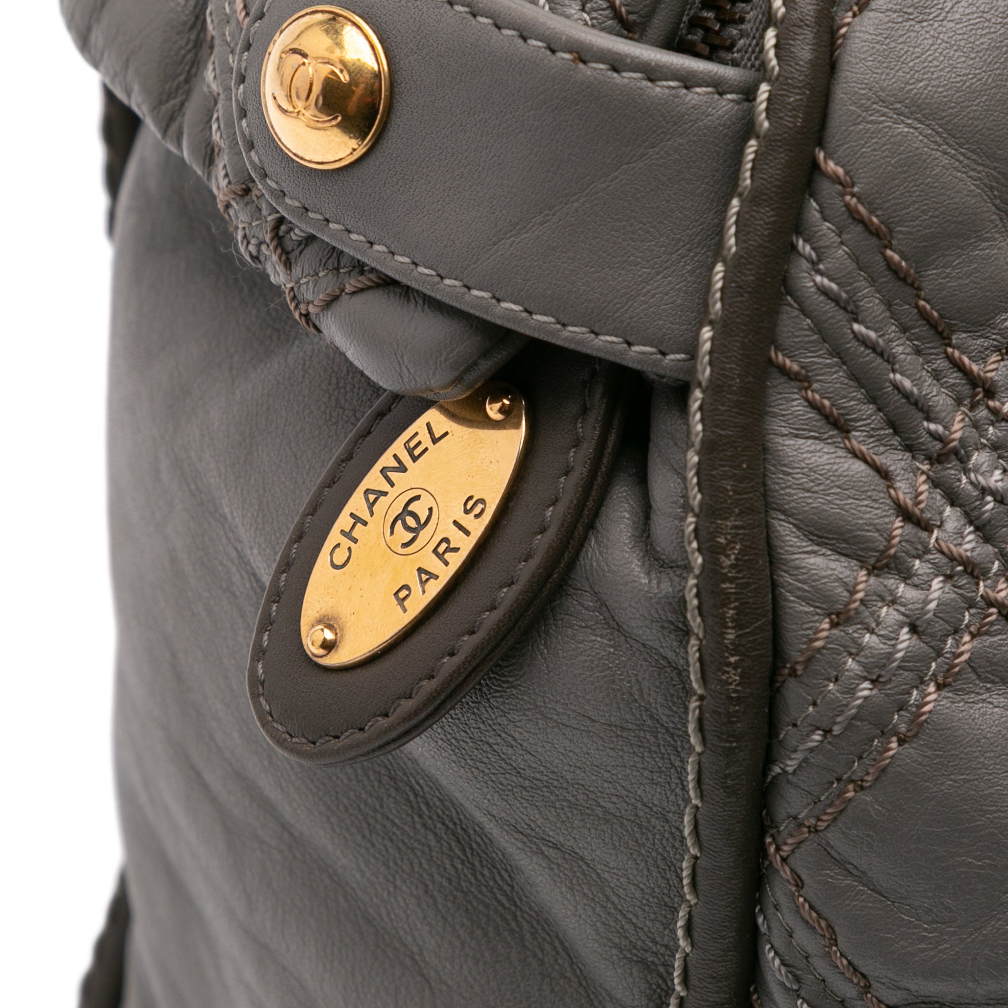 Chanel CC Quilted Calfskin Triptych Tote - image 9