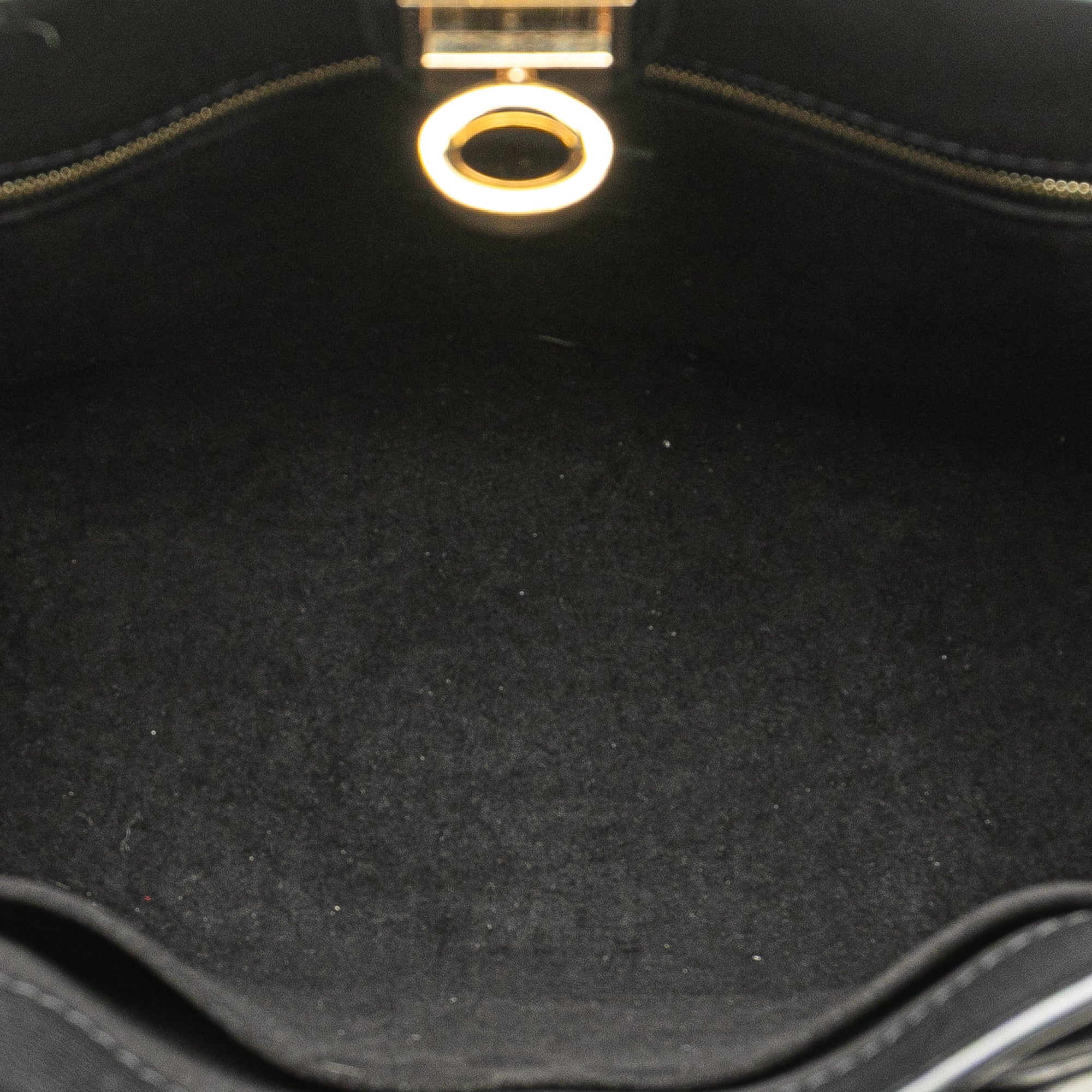 Louis Vuitton Monogram On My Side PM - image 4