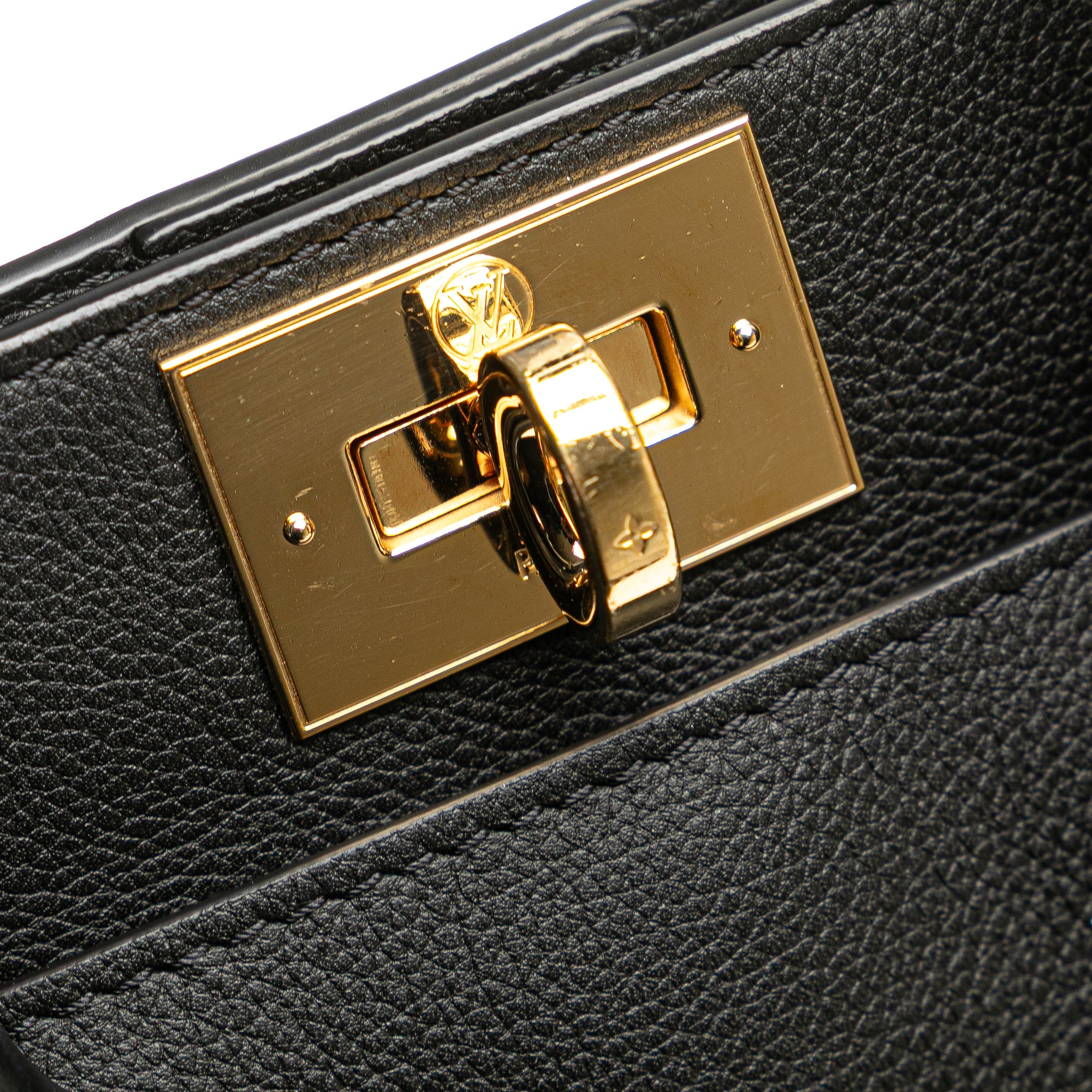 Louis Vuitton Monogram On My Side PM - image 7