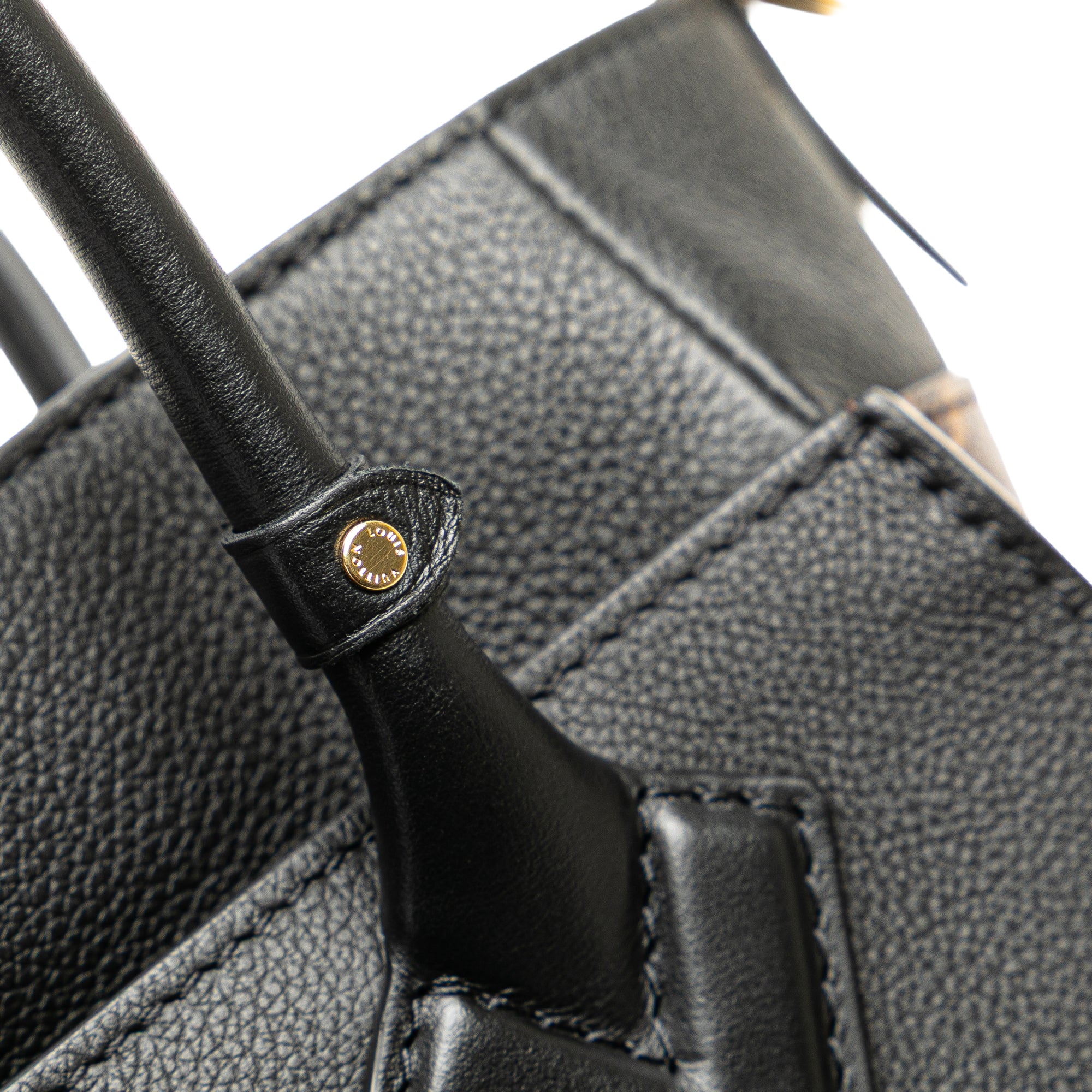 Louis Vuitton Monogram On My Side PM - image 8