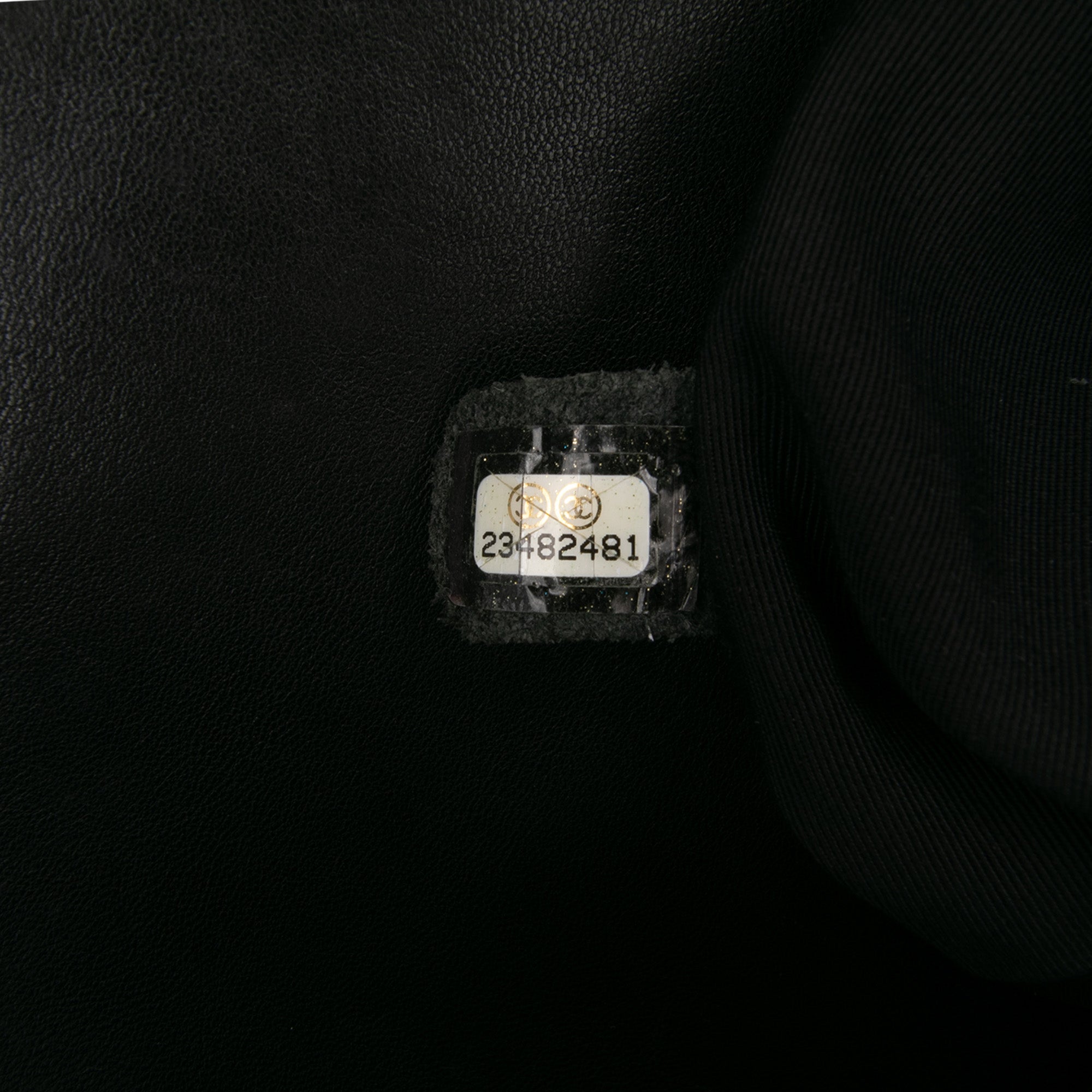 Chanel CC Quilted Lambskin Urban Delight Tote - image 6