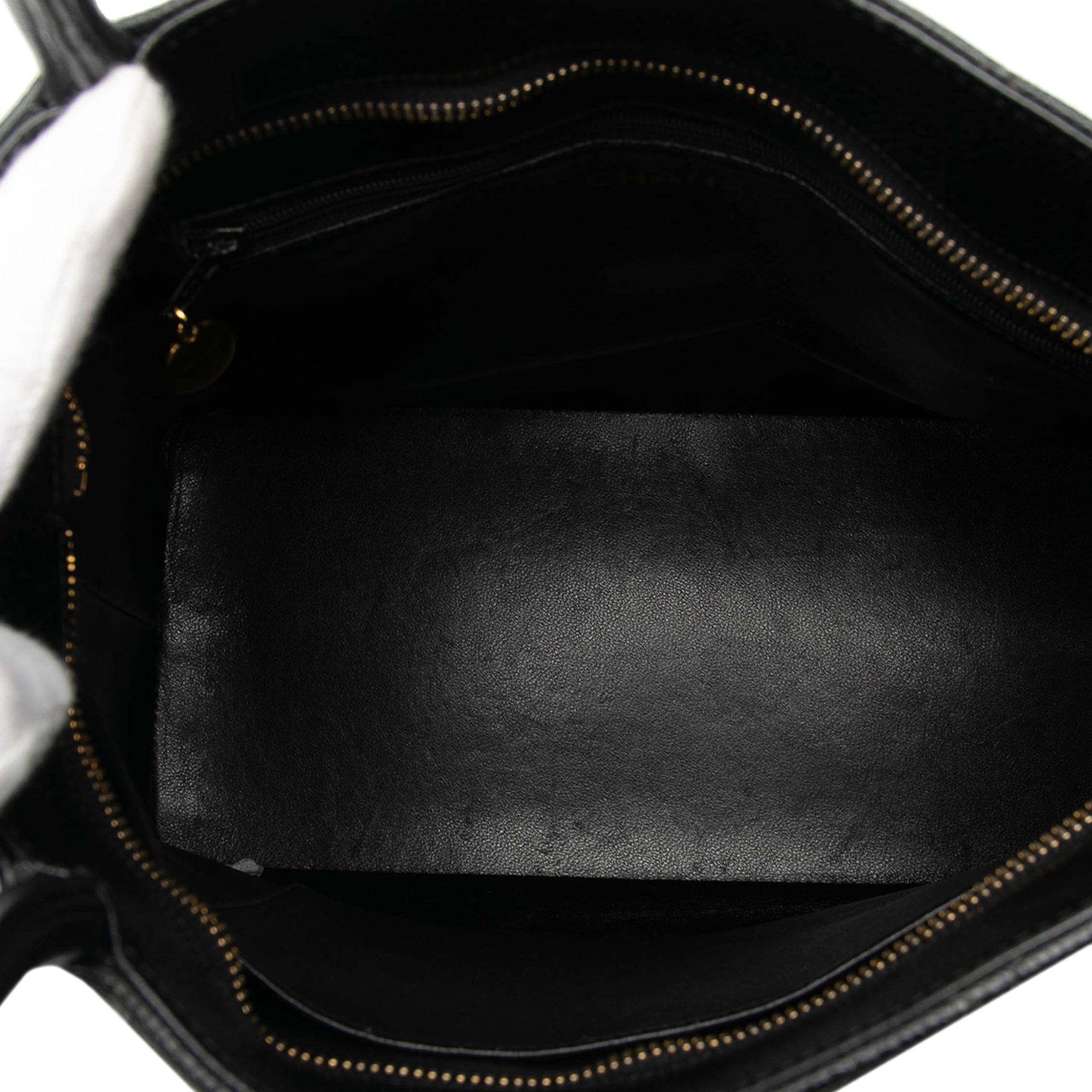Chanel Caviar Medallion Tote - image 4