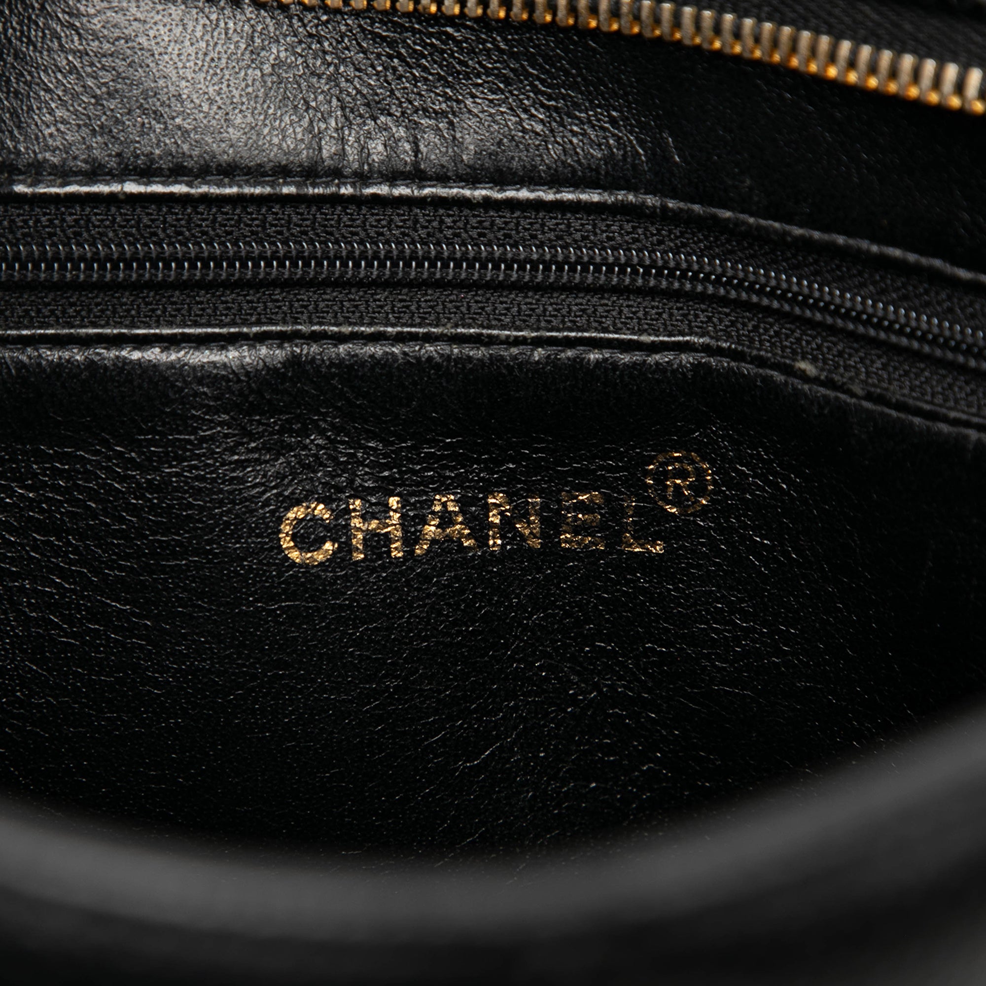 Chanel Caviar Medallion Tote - image 5